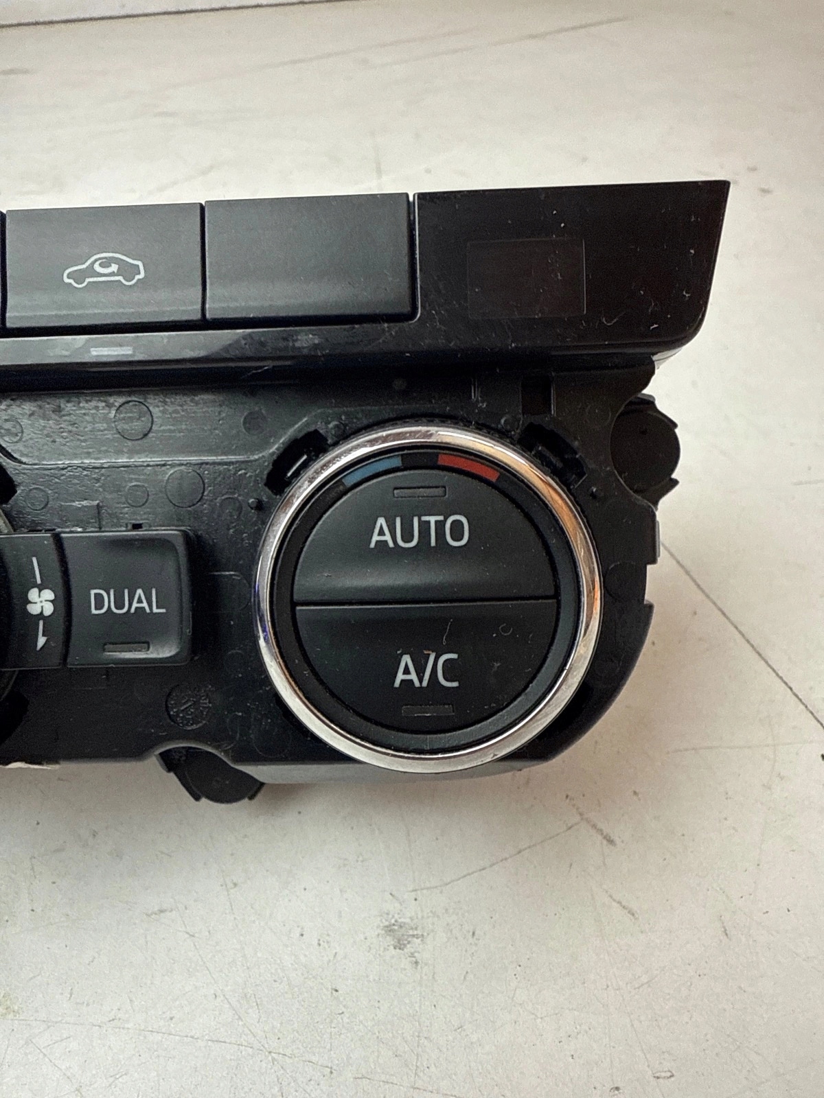 Unite commande clima SKODA OCTAVIA III