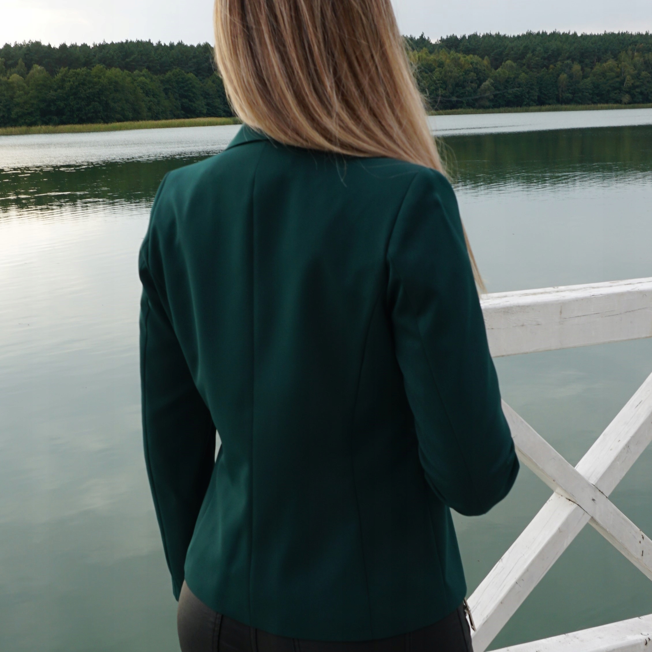 Żakiet damski klasyczny z klapami zielony roz.48 Kolor zielony