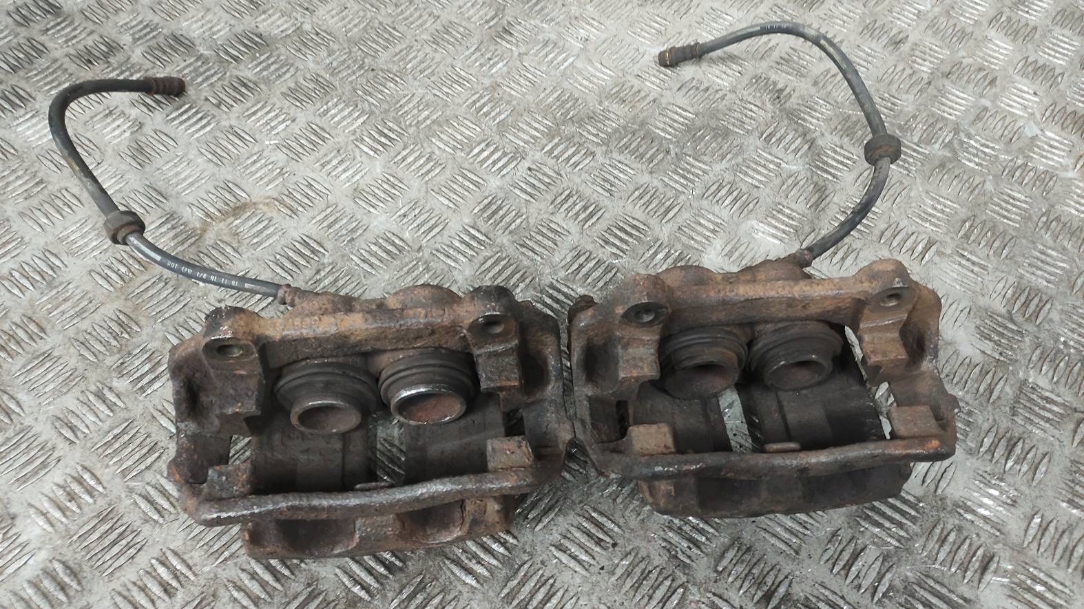 caliper brake right front + left front RENAULT TRAFIC II
