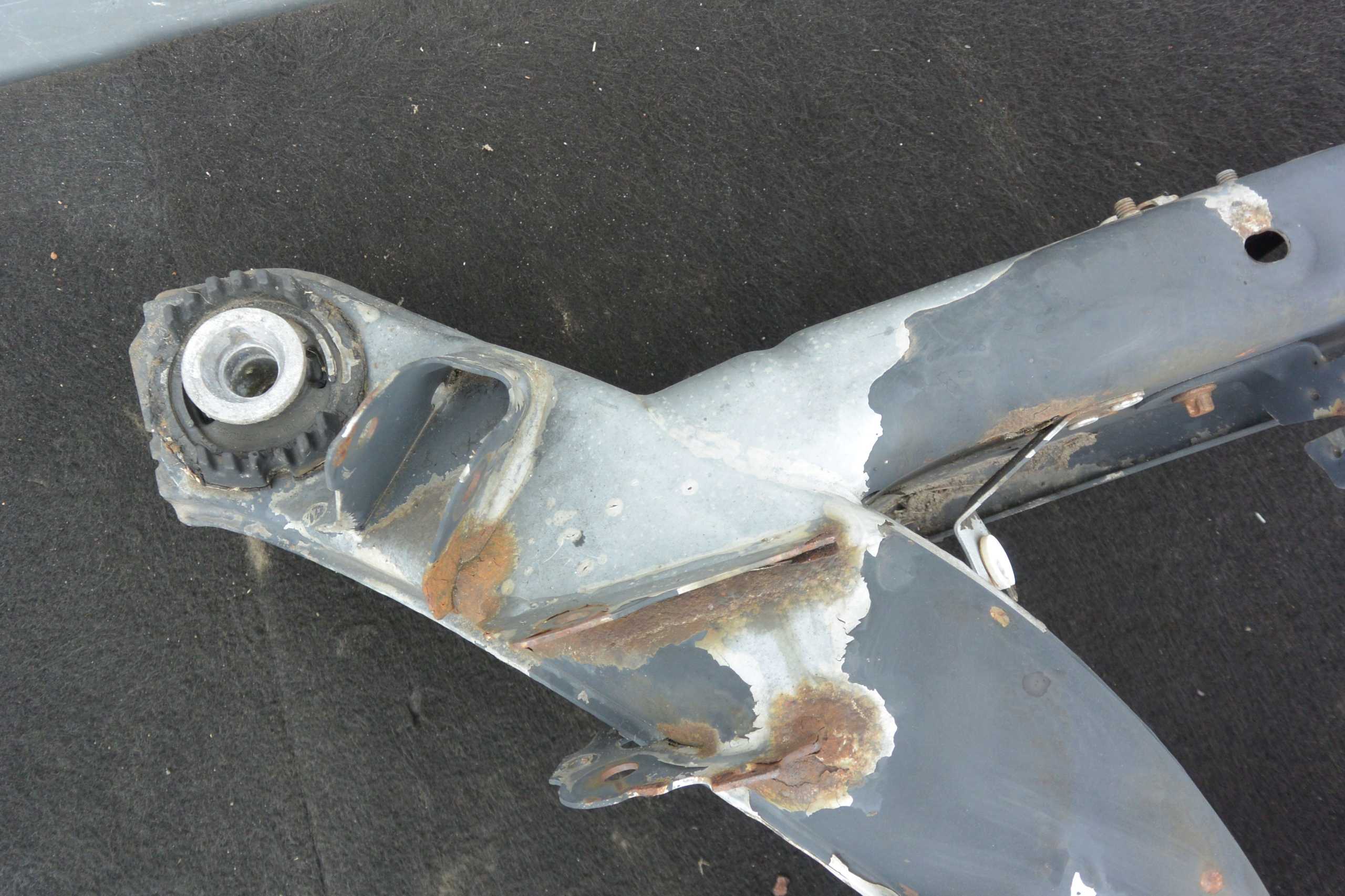 SANKI WÓZEK TYŁ MERCEDES W212 E-KLASA Typ samochodu Samochody osobowe