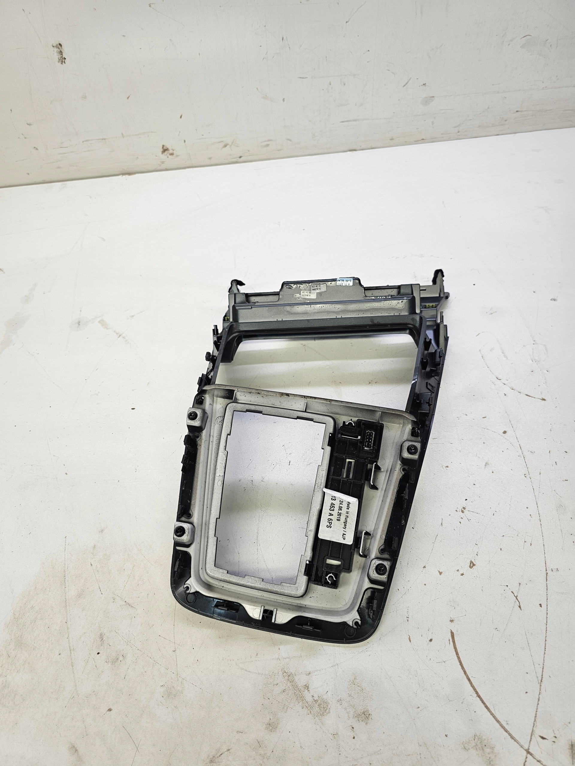 mřížka obal TUNELU AUDI Q3 F3 83B864260
