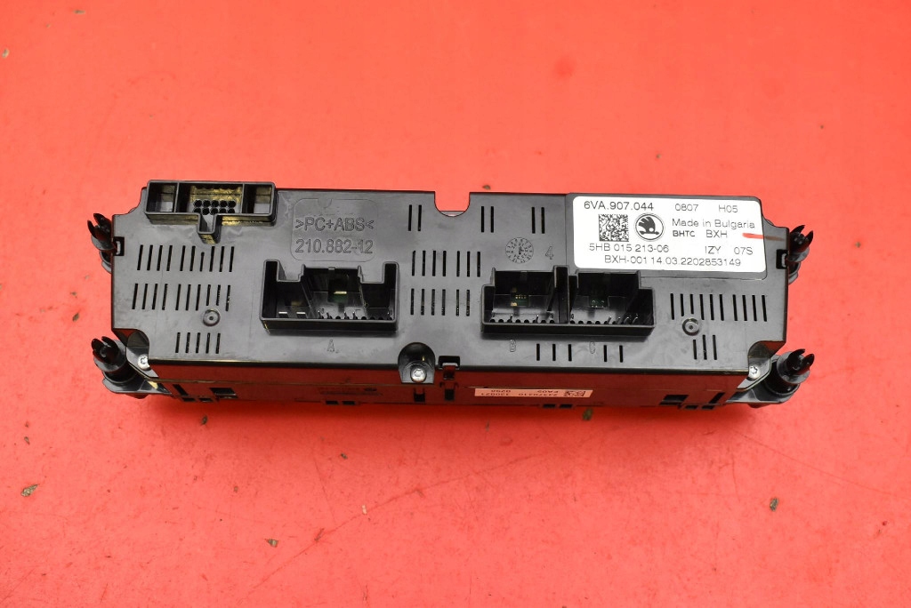 control panel air conditioning devices KLIMY 6VA907044 SKODA FABIA 4 IV PJ 21