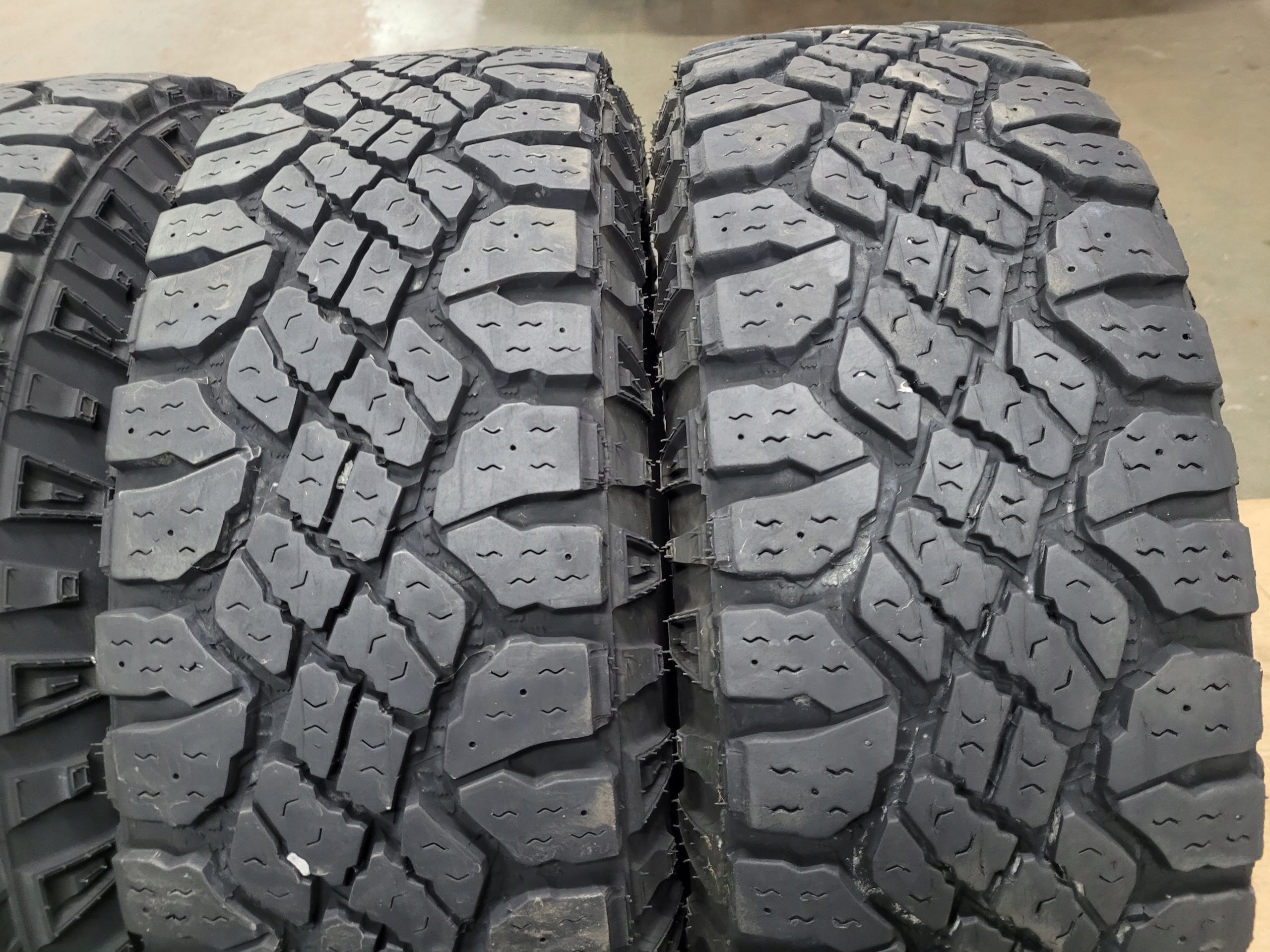 opony GOODYEAR WRANGLER DURATRAC 235/75 R15 Marka Goodyear