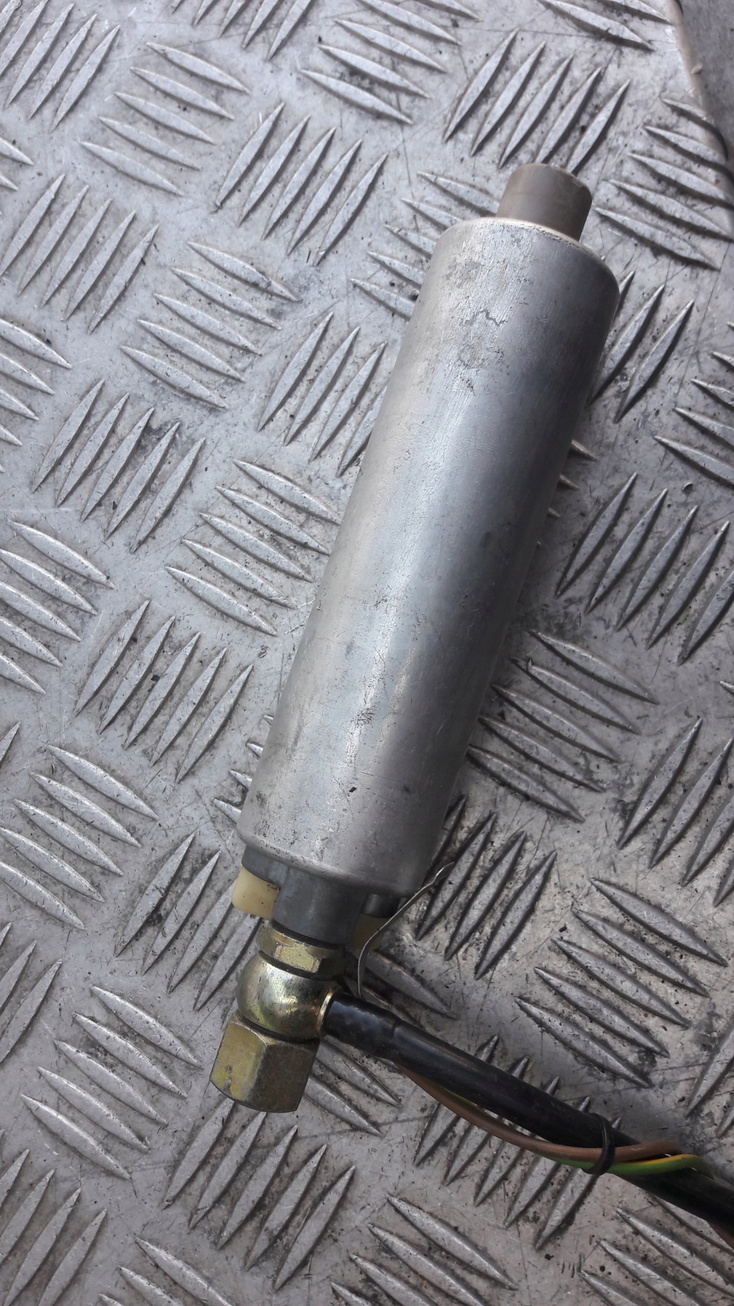 AUDI A6 C4 2.0 2.3 feed pump 895906091b