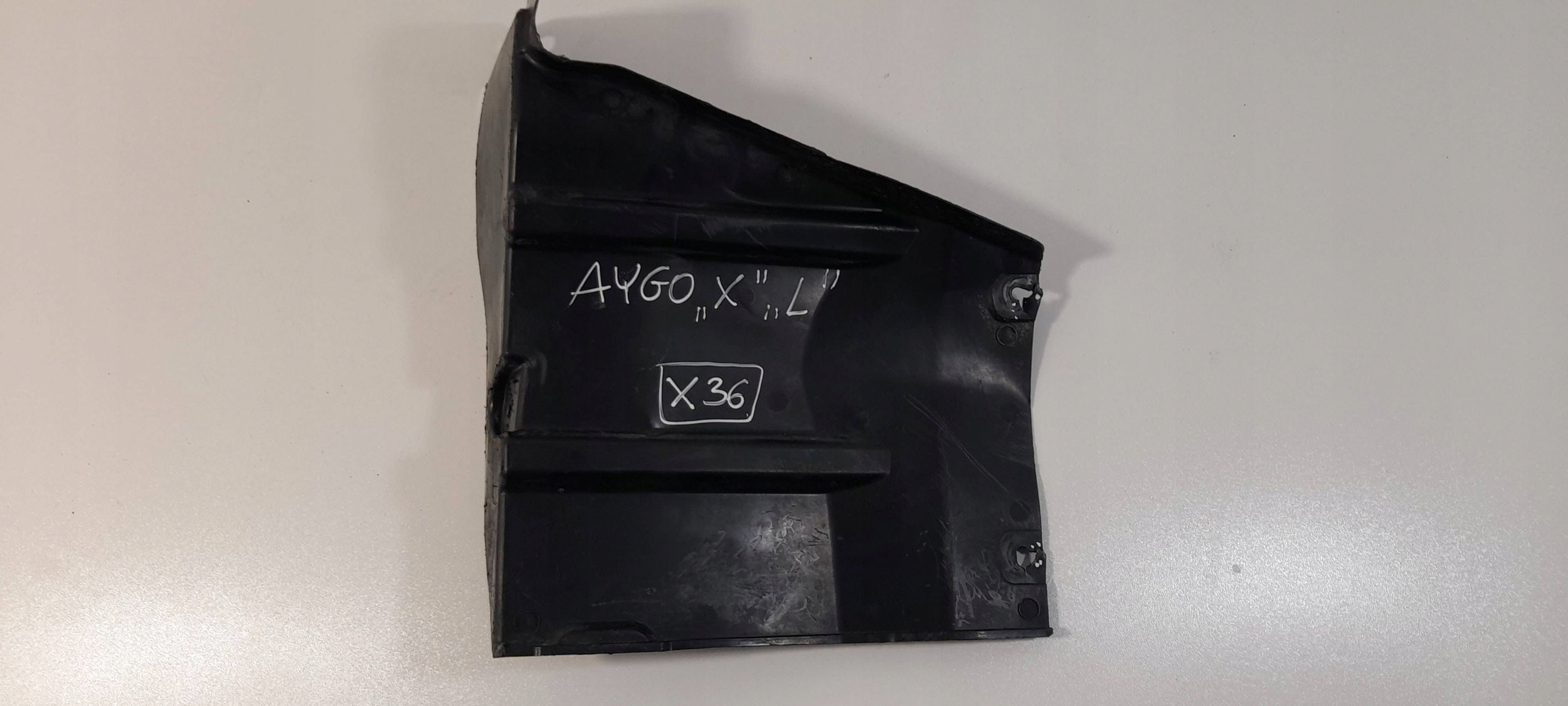 Toyota Aygo X cover below engine left 514420H010 (X36)