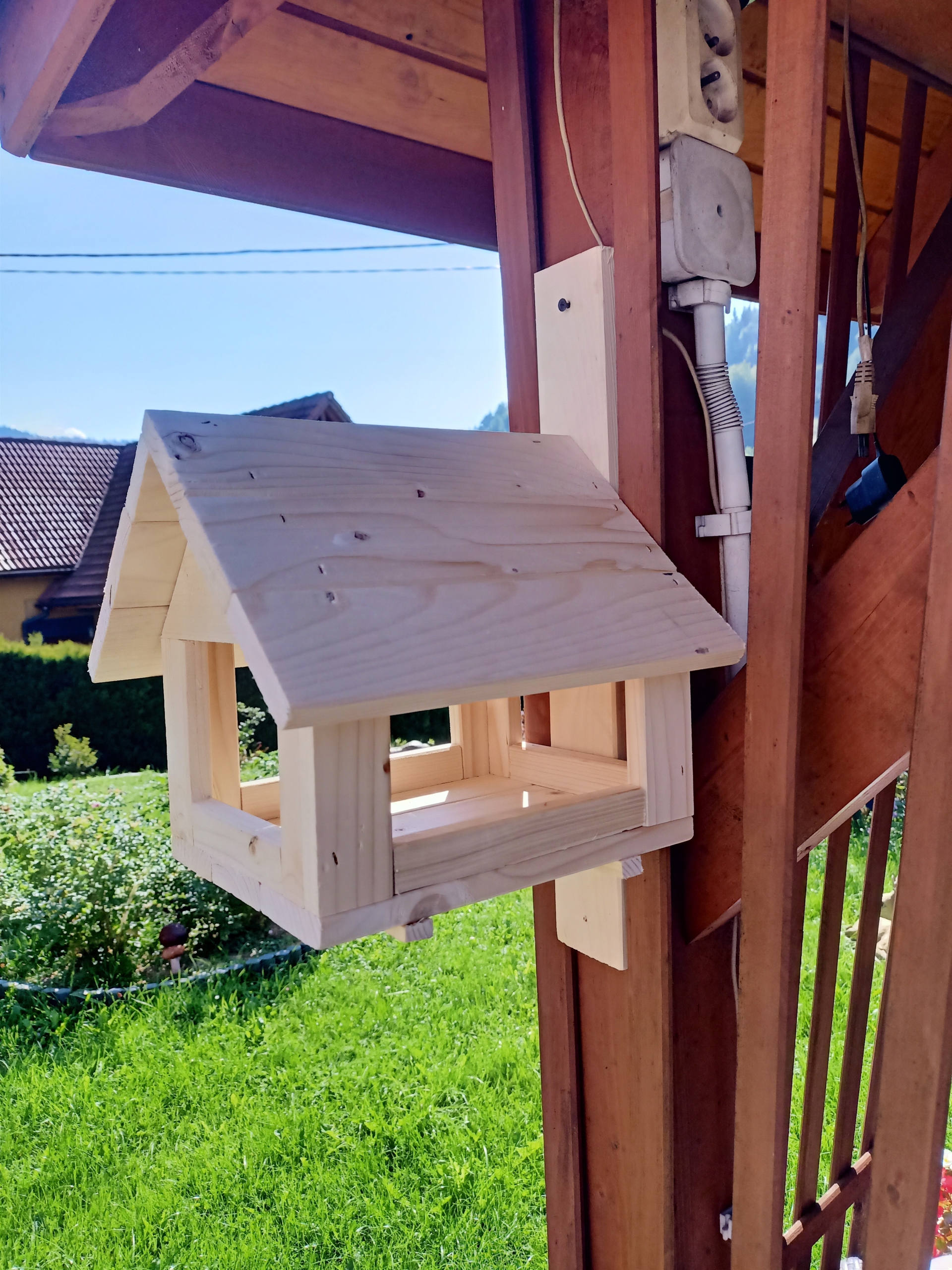 karmnik dla ptaków domek karmik budka Kod producenta 12