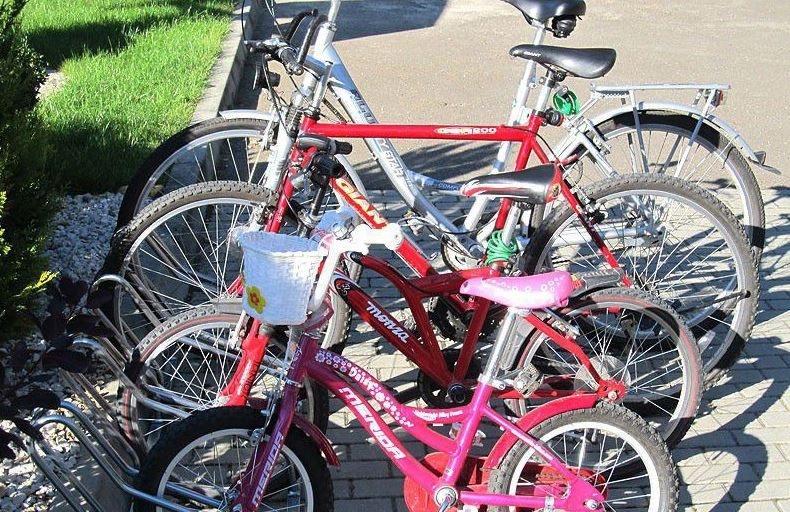 STOJAK NA ROWER ROWERY CROSS 4 OCYNK ROWEROWE HIT Liczba stanowisk 4