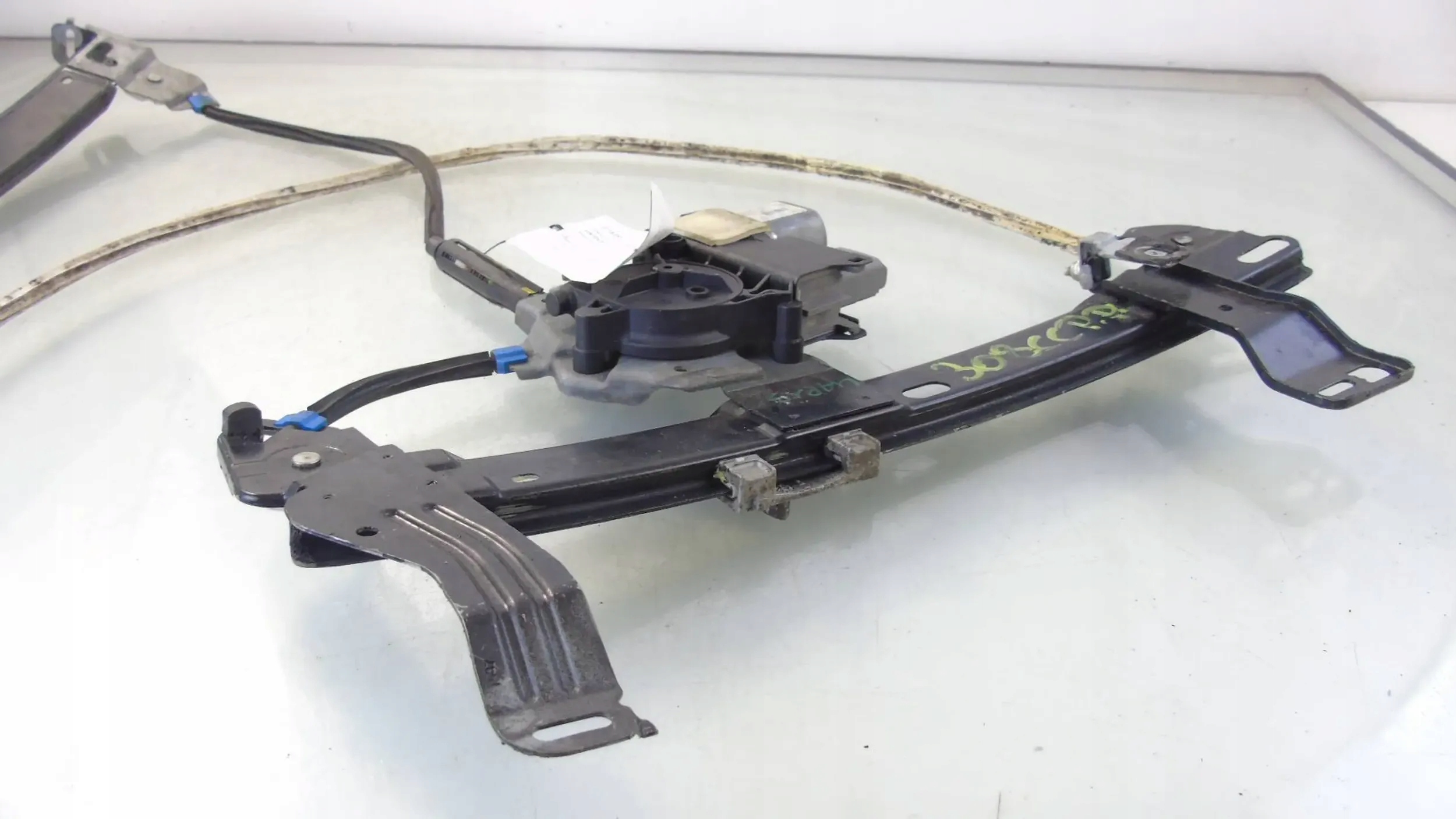 PEUGEOT 308 CC T7 CABRIO KABRIO PODOSNIK SZYBY PRAWY PRZOD