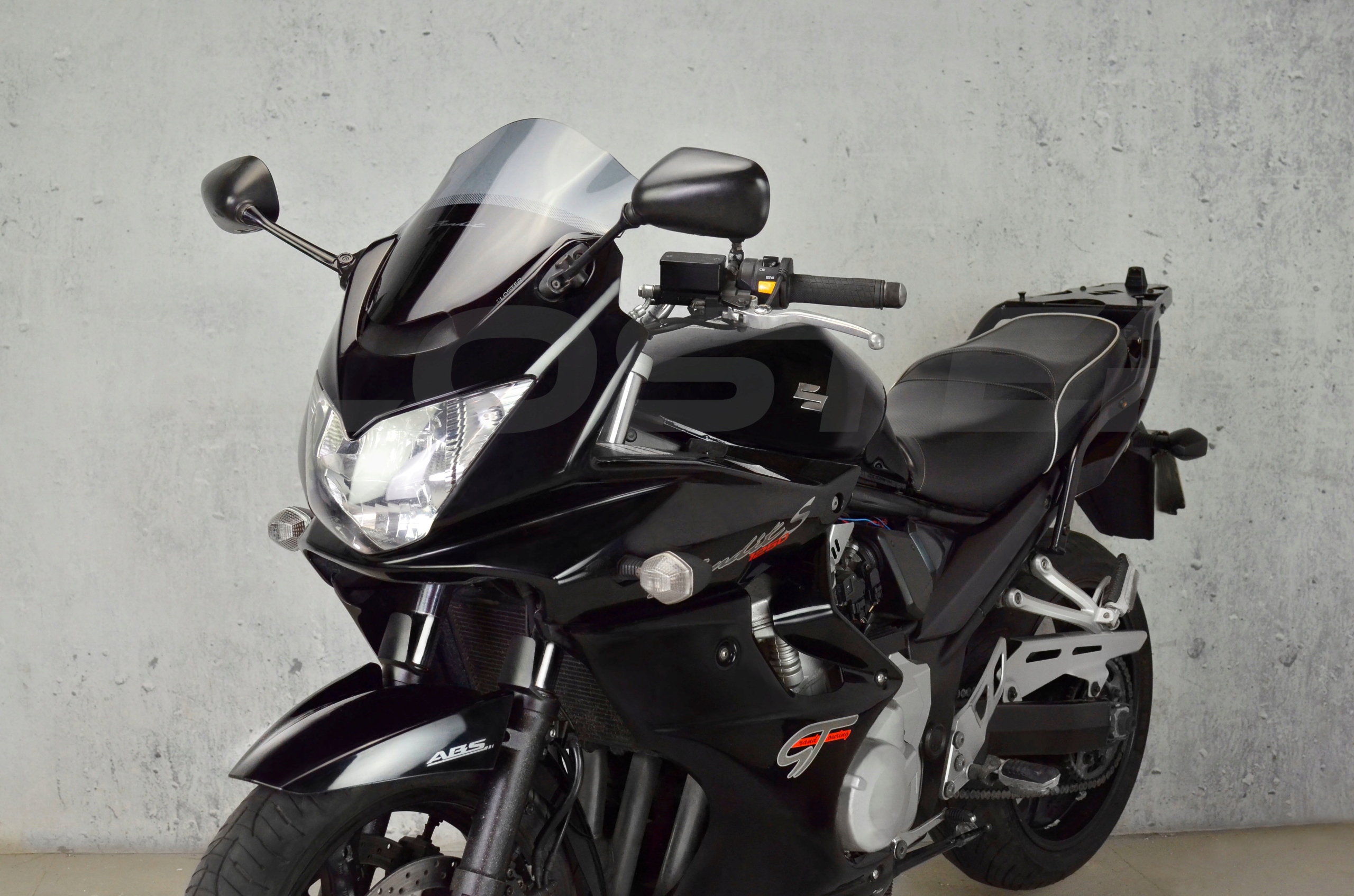 SZYBA MOTOCYKLOWA STANDARD SUZUKI GSF 1250 S Producent Loster