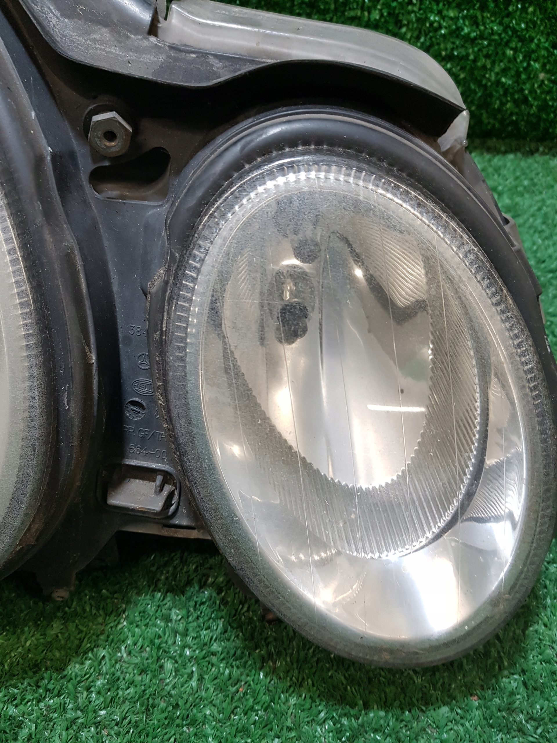light right front MERCEDES-BENZ E-KLASA W211 154360-00