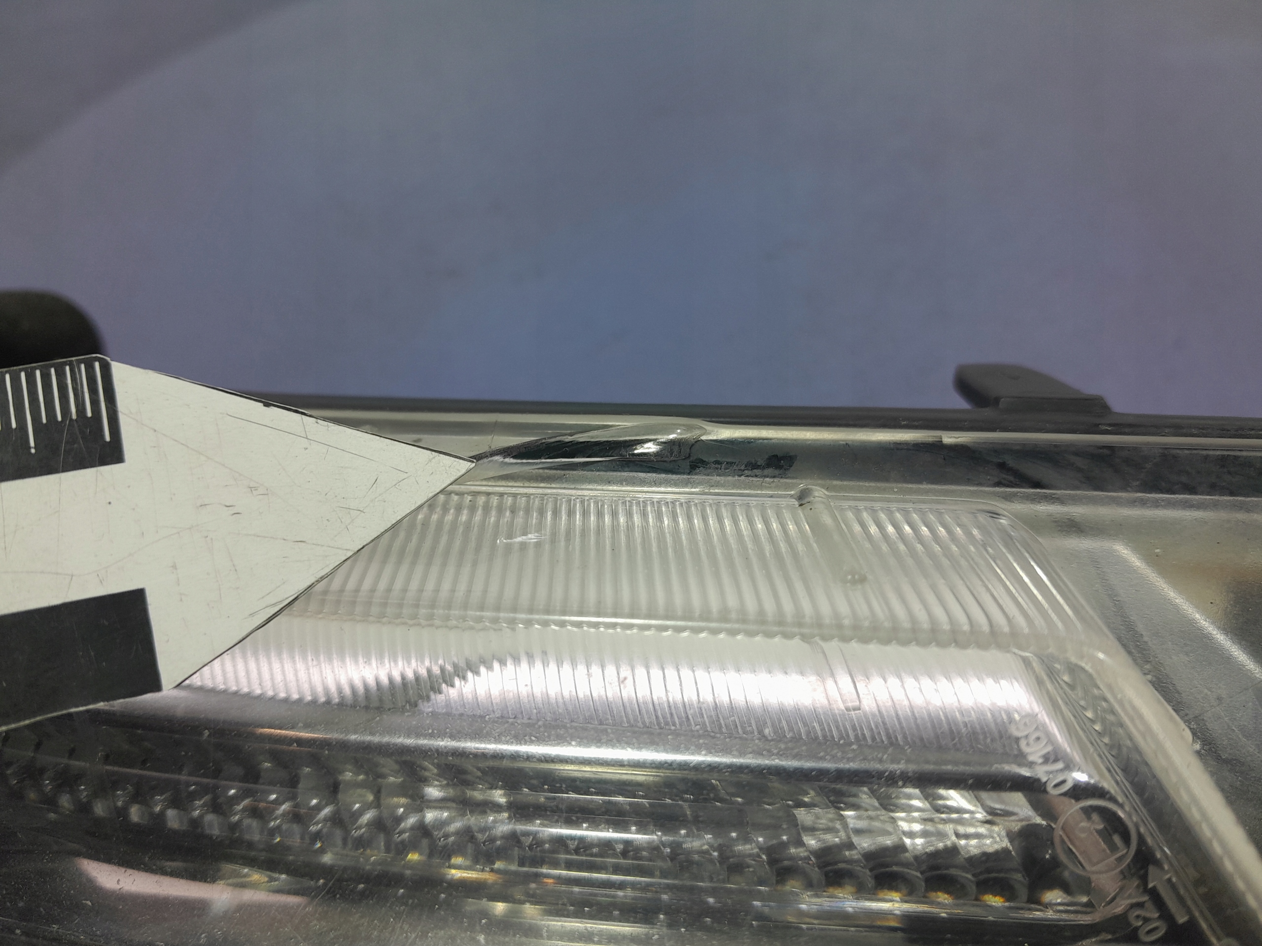 VOLVO XC60 and light DO running daytime LED left 89068027-F