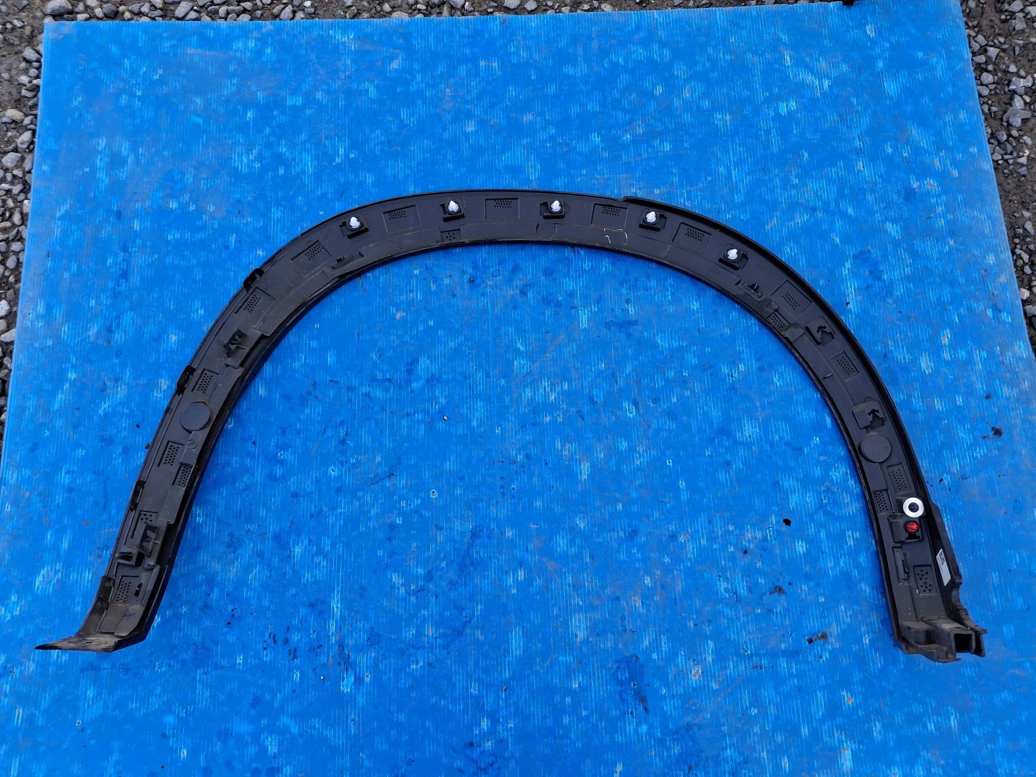 cap for fender left rear RENAULT AUSTRAL 2022R->