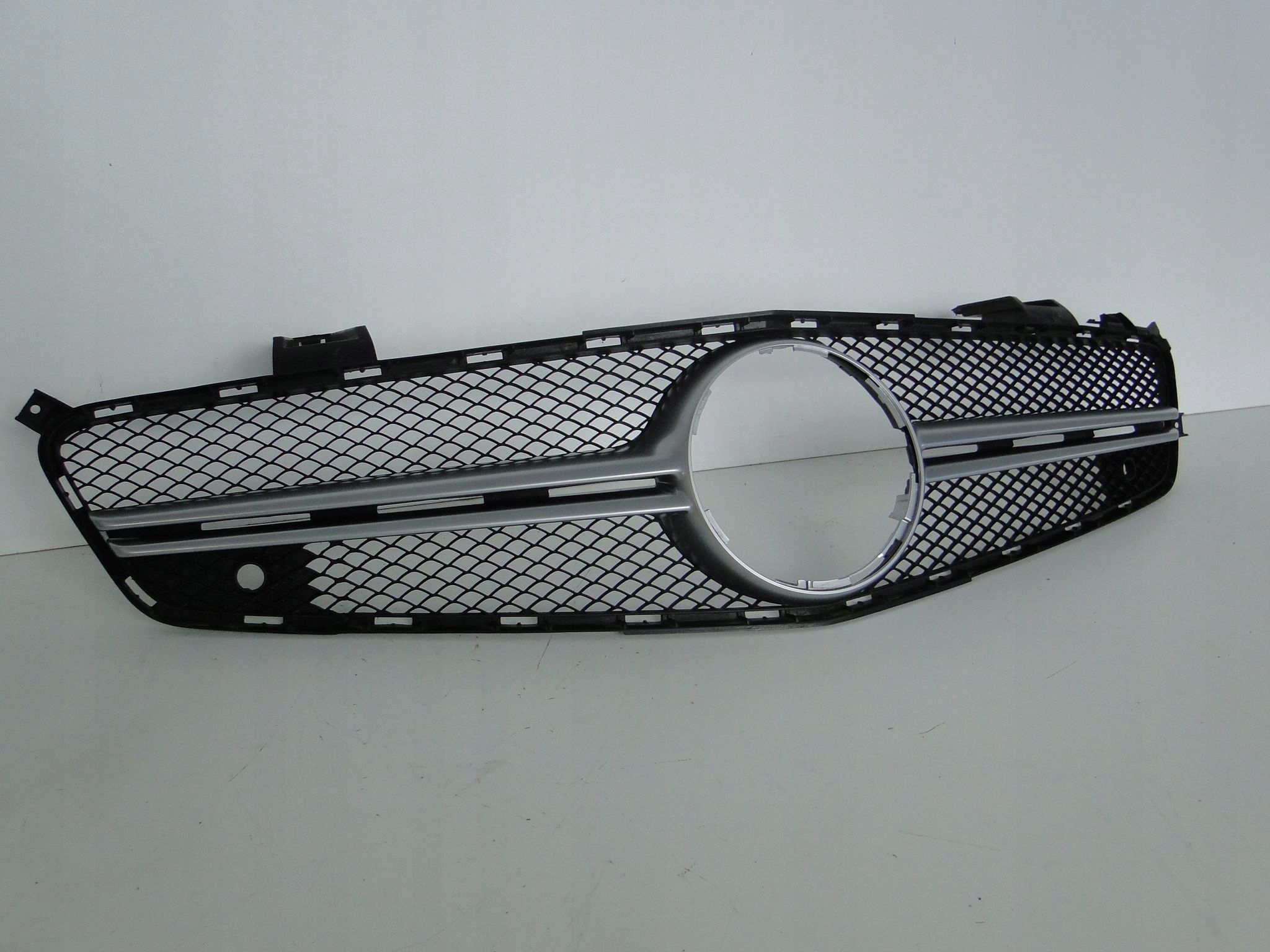 MERCEDES SL R231 231 GRILL ATRAPA ZDERZAKA 63 AMG Producent części Mercedes-Benz OE