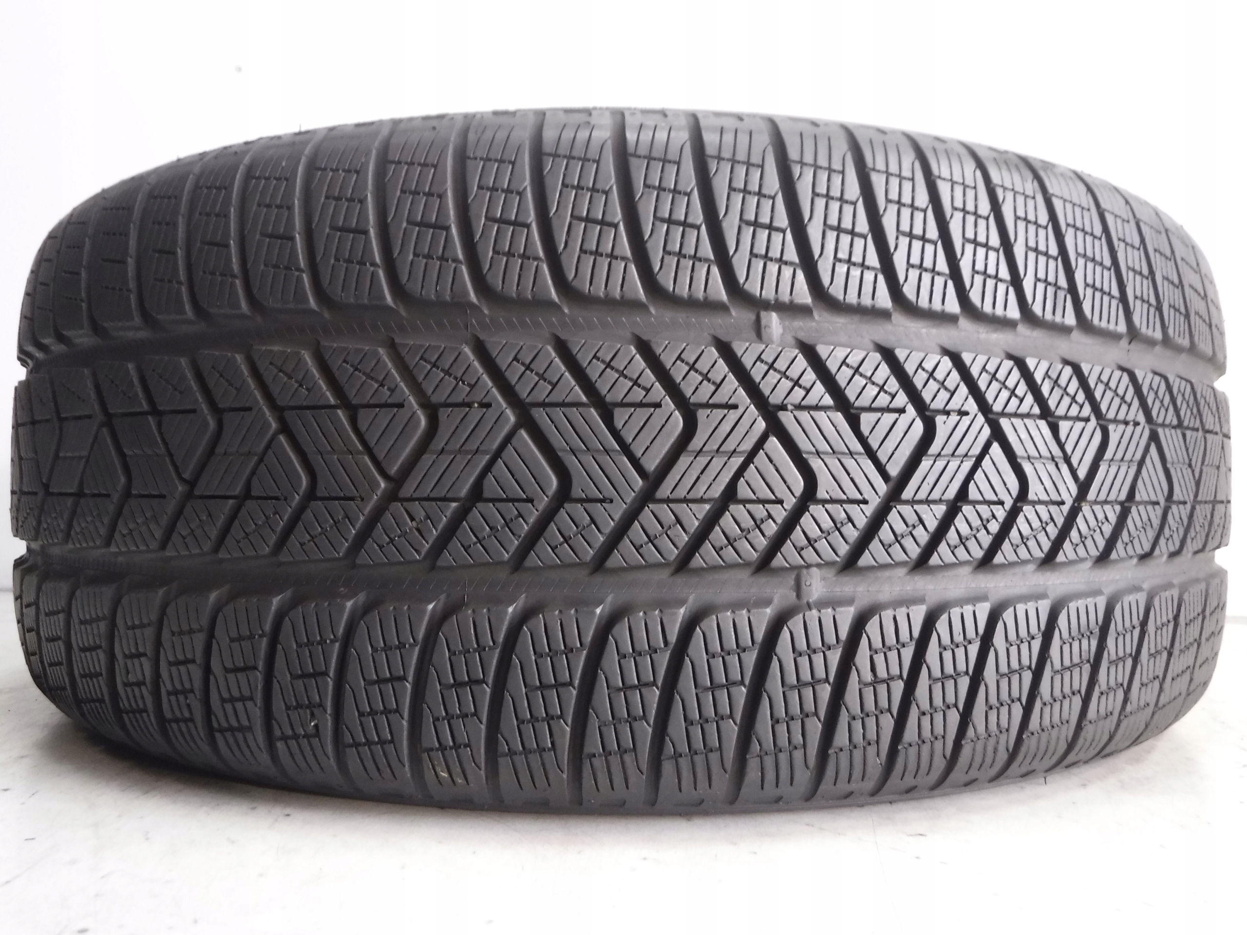 OPONA PIRELLI SCORPION WINTER 255/50/19 103H MO Marka Pirelli
