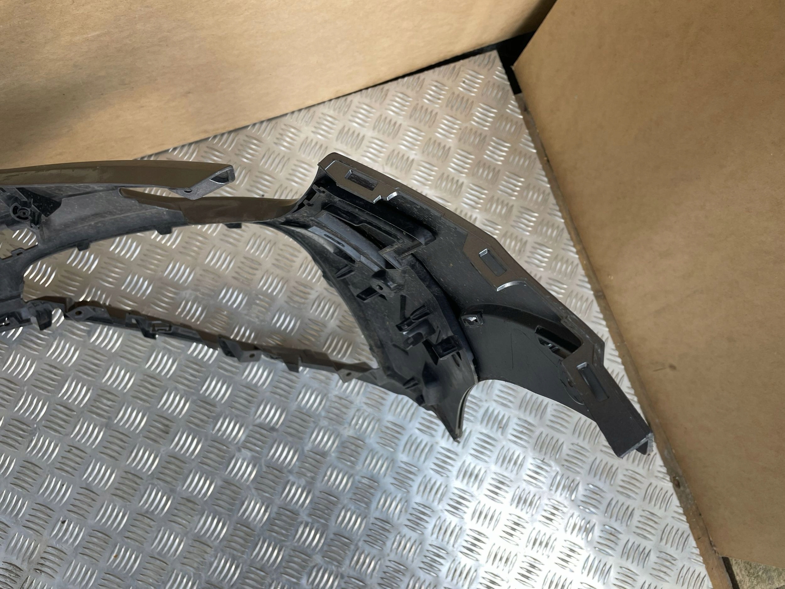 bumper front front RENAULT ARKANA RS LINE 2020- 620222372R 6xPDC