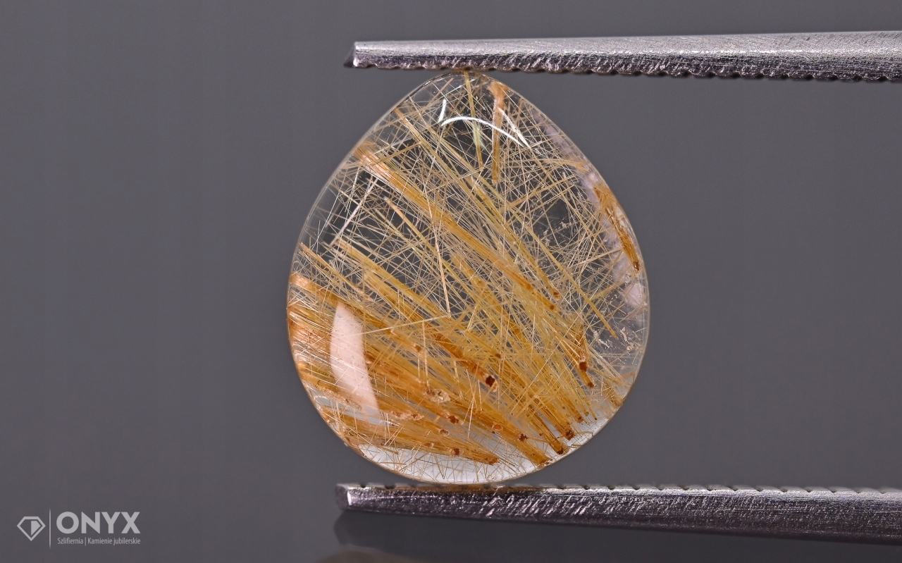 Křemen s rutilem nízký kabošon slza 10x9 mm