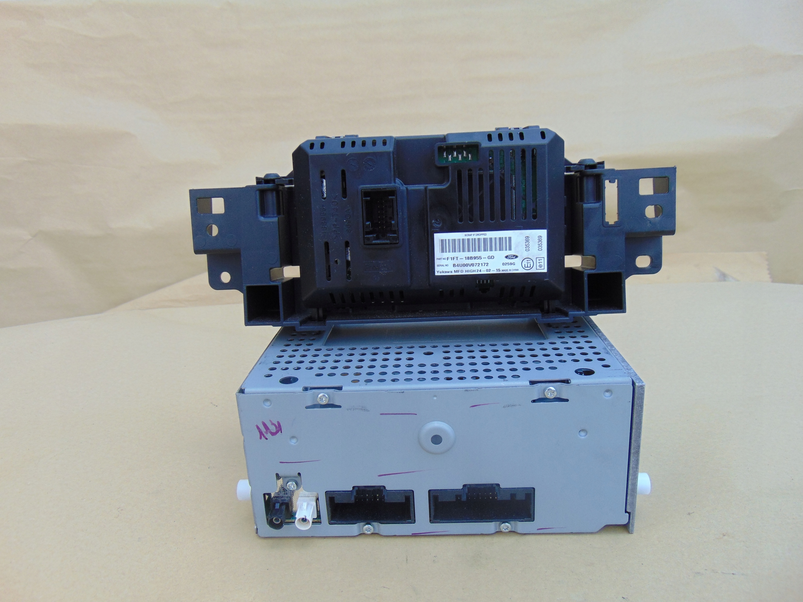 F1FT-18B955-GD - ДИСПЛЕЙ NAVI RADIO ДЛЯ FORD C-MAX MK2 FOCUS MK3