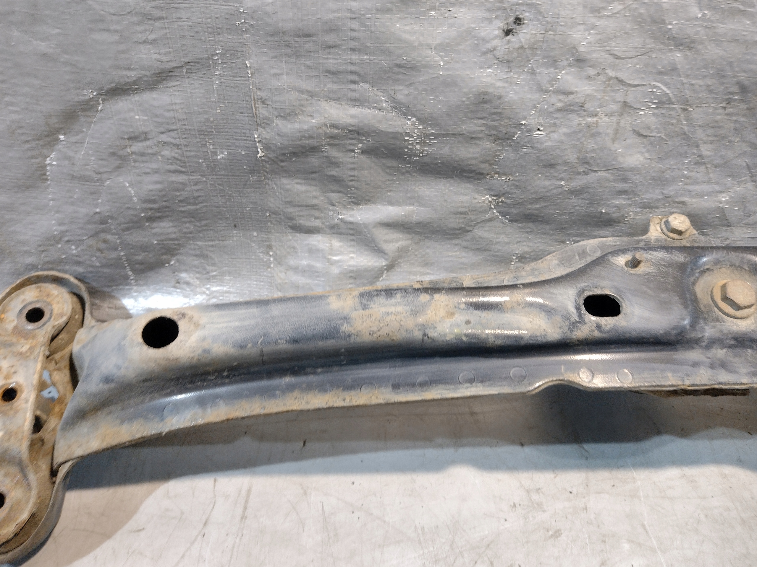 sider below engine Volkswagen Golf II 2 1,6TD 191199201B