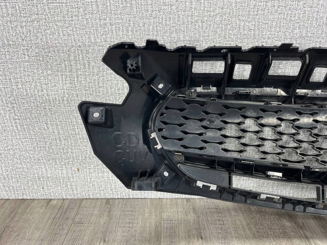 KIA X-CEED 2019-2022 Grille 86350-J7CA0