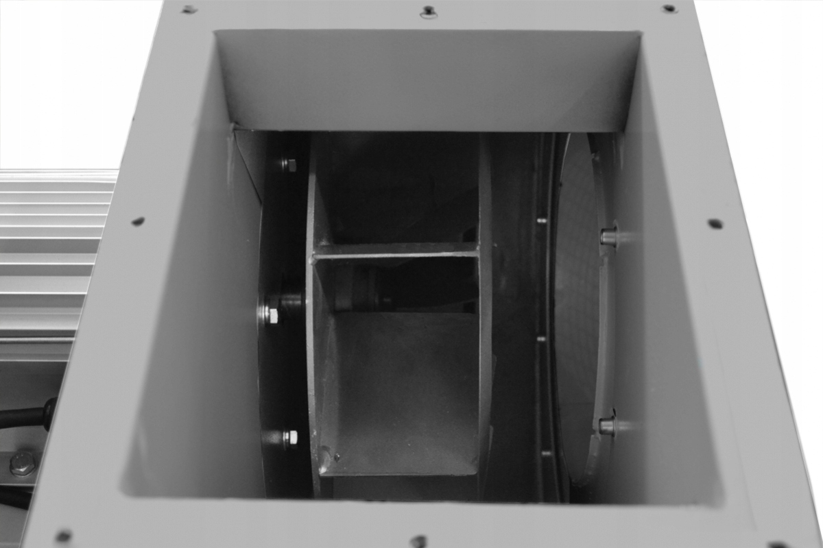 MOCNY WENTYLATOR PODCIŚNIENIOWY ODCIĄG 8000M3/H 5,5kW WZMOCNIONY WIRNIK Moc silnika pracy ciągłej 5.5 kW