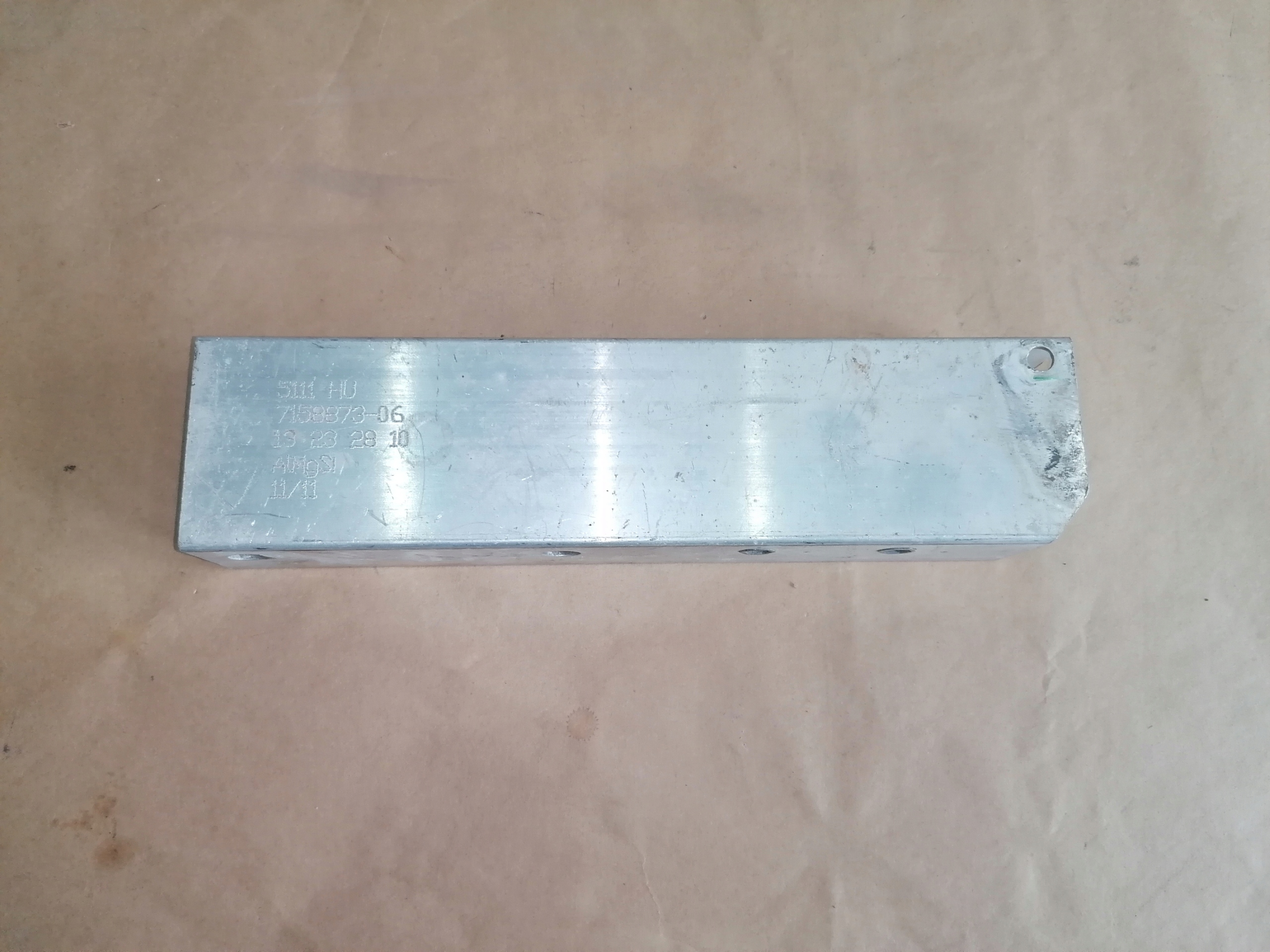 Часть Сгиба Лева Нижня BMW 5 F07 F10 F11