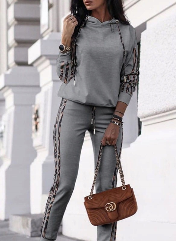 MODNY KOMPLET DRESOWY Z LAMPASAMI SZARY L Marka inna