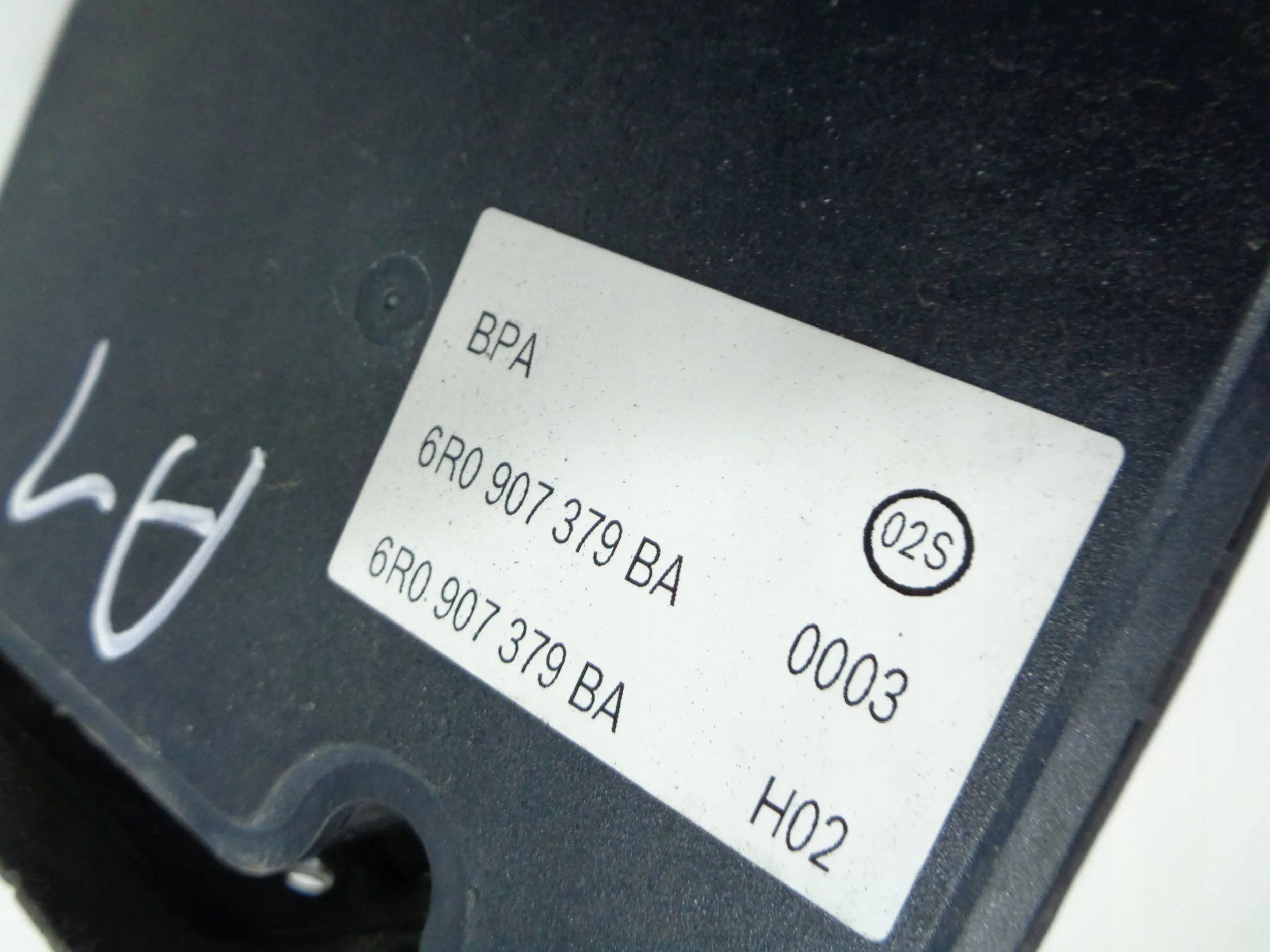 VW POLO 6R AUDI A1 8X Q3 pump control unit ABS
