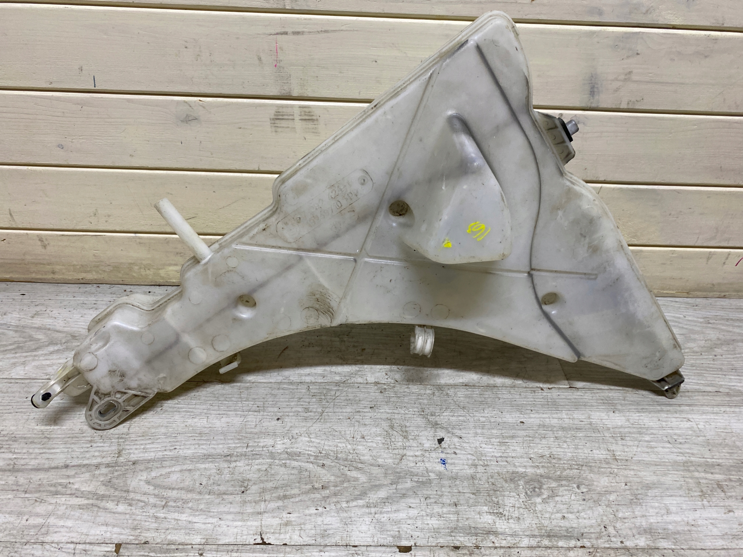 BMW X5 F15 Behälter Spritzdüse 7292424
