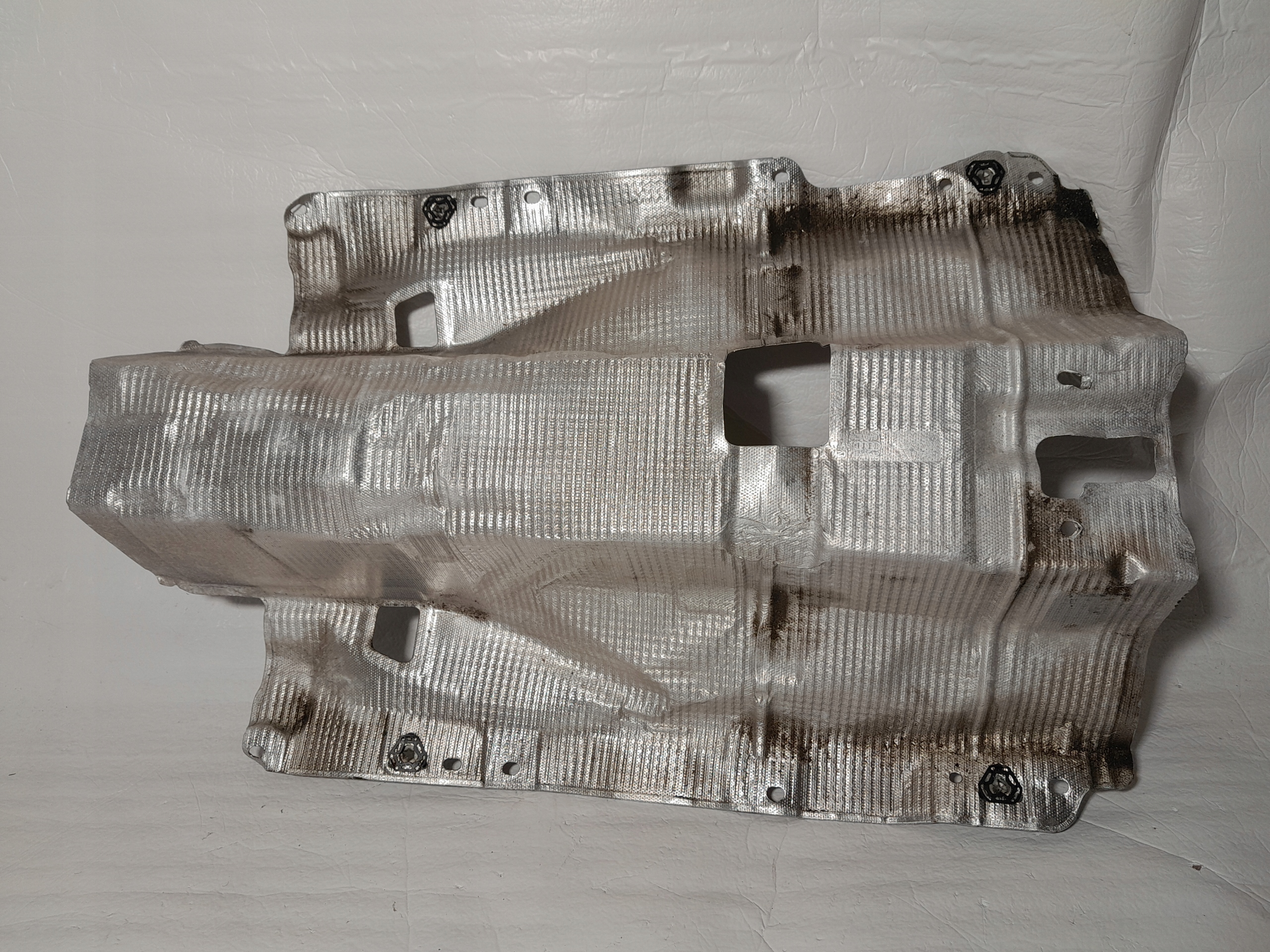 AUDI A4 B9 Blende Abdeckung TERMICZNA TUNELU 8W0804160A