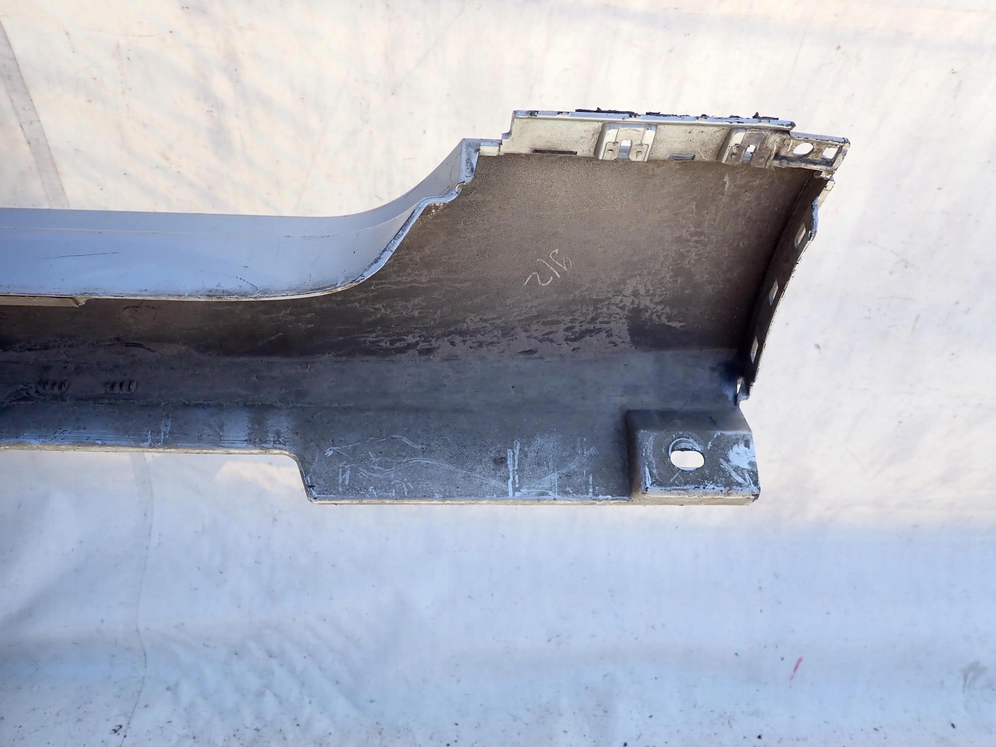 VW PASSAT B8 14-23 threshold right moulding threshold right