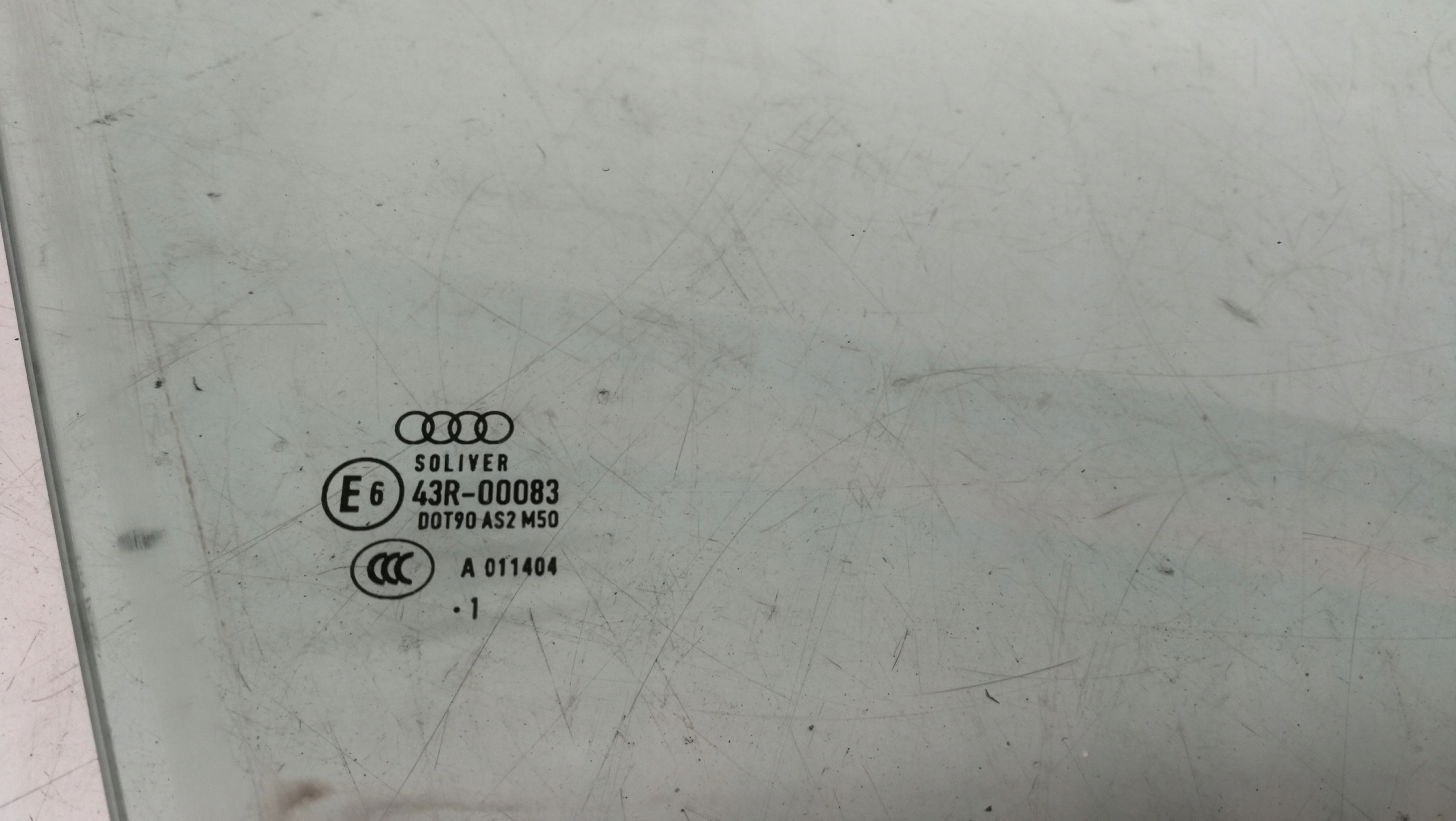 window side door right front AUDI A6 C7 2011R.