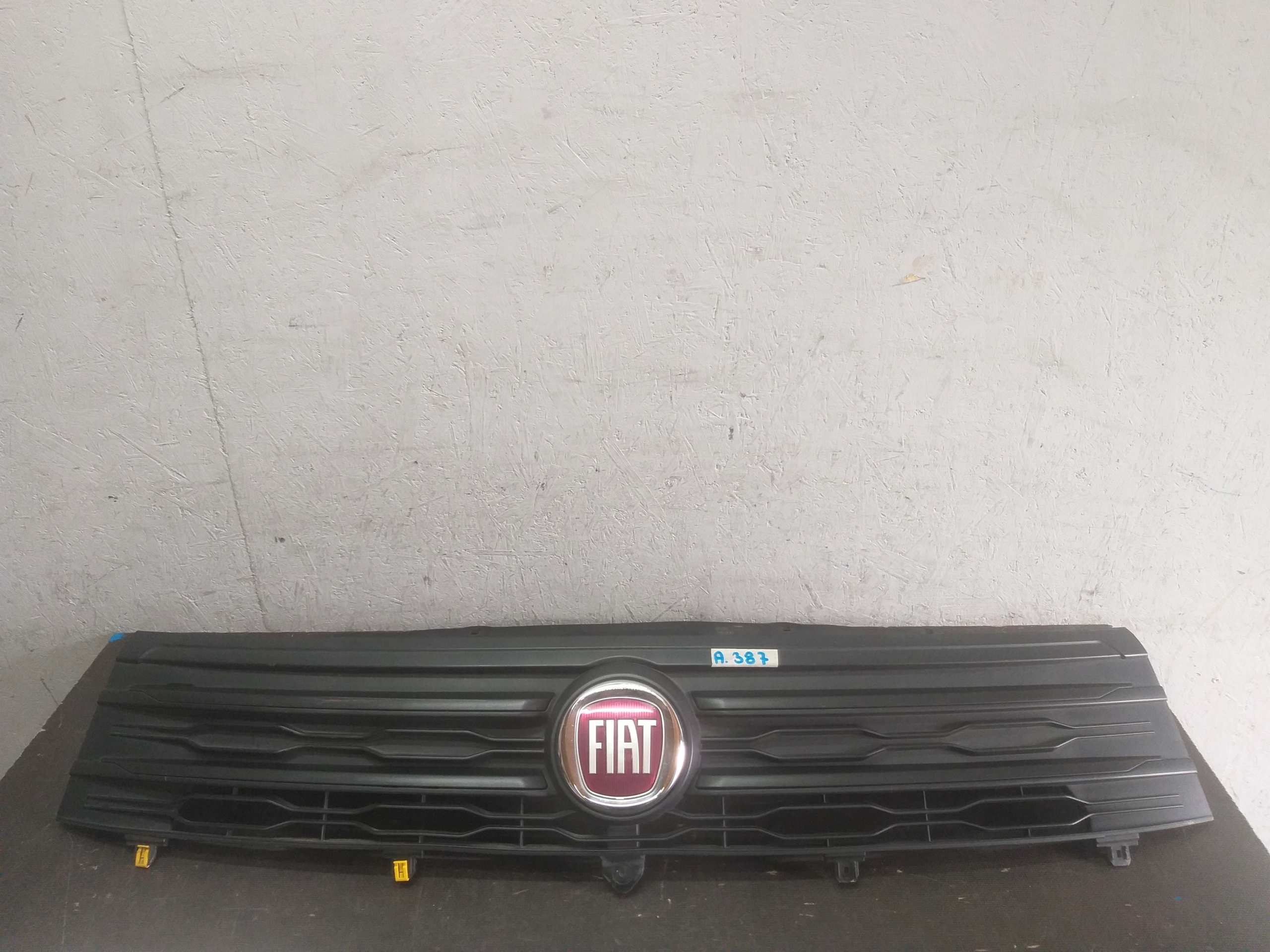 maska FIAT TALENTO 623106388R