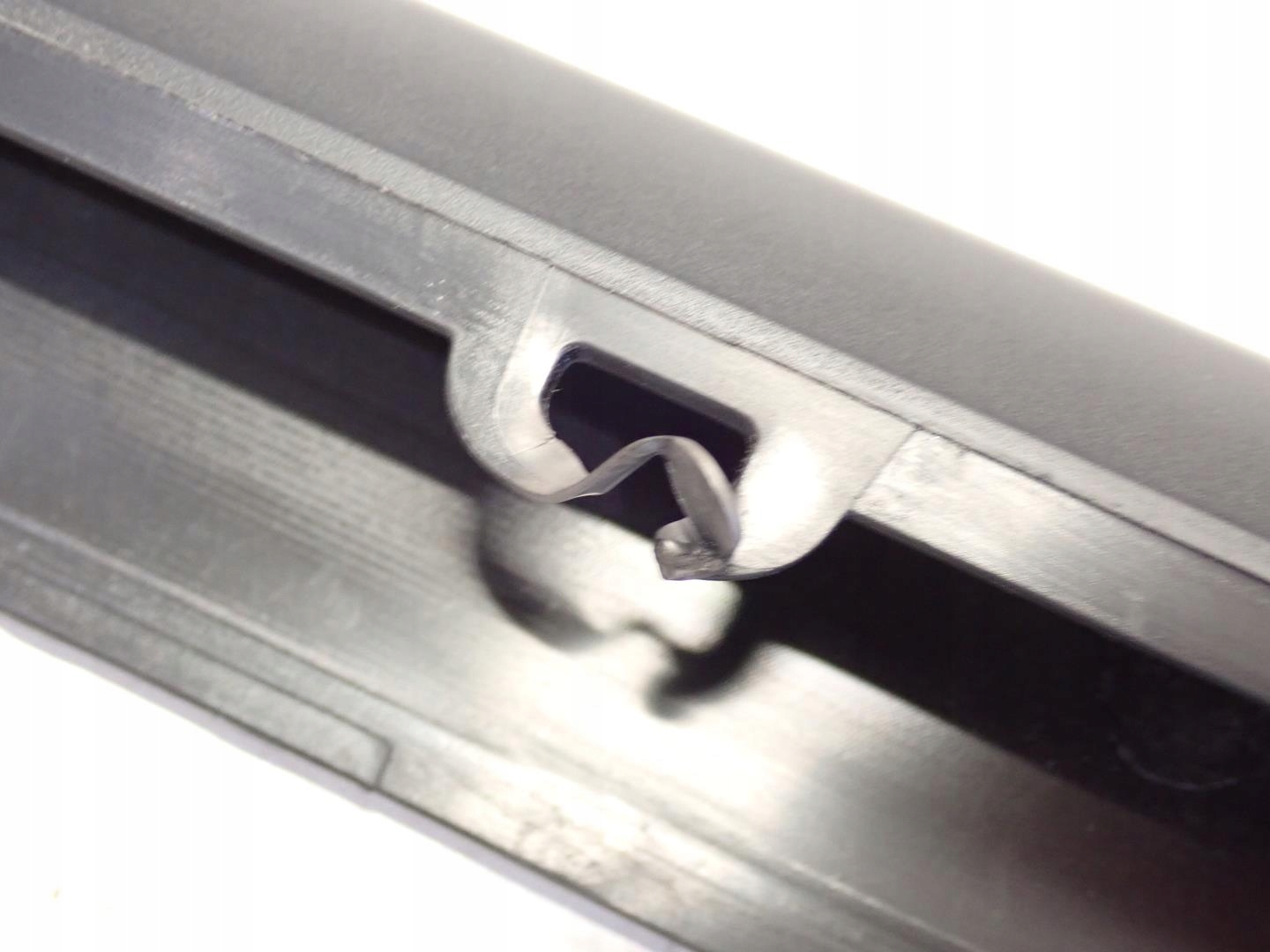 moulding threshold right left HONDA CIVIC XI 2022- 71804-T43-00