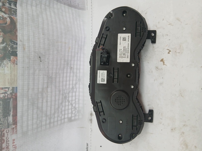 dials FOCUS MK3 BM5T10849BCG