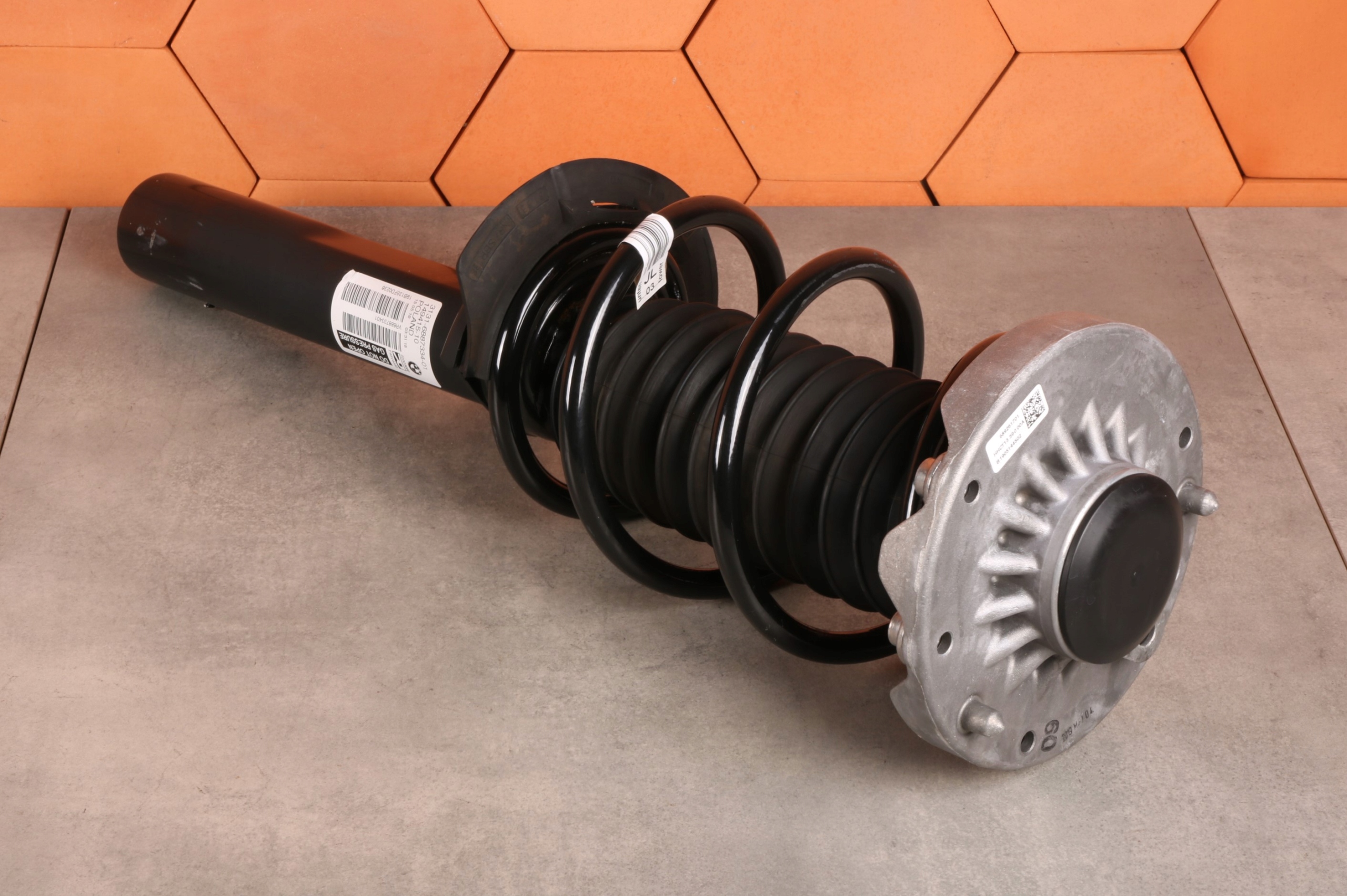 BMW 2' F45 F46 shock absorber right front front 6887334 2202 km !!!