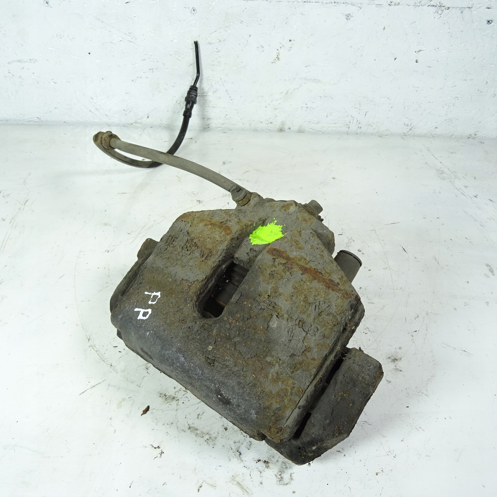 AUDI A3 8P 2.0TDI caliper brake front right