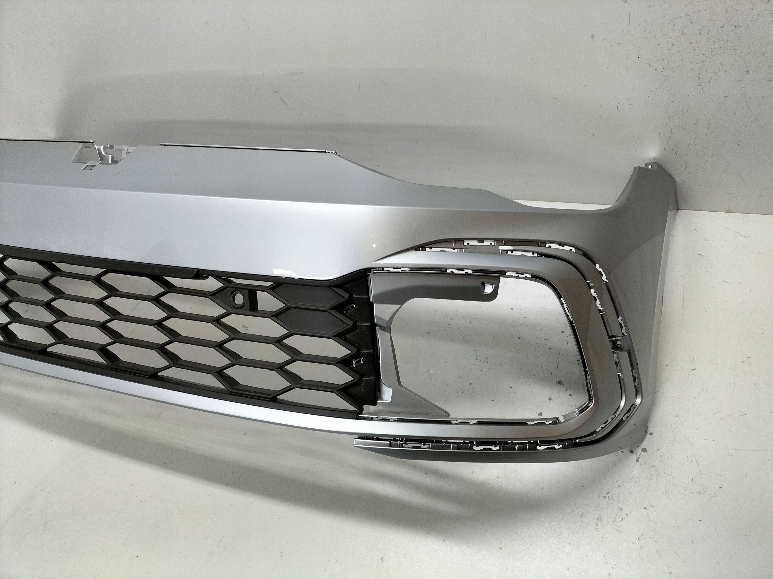 FRONTSTOSSSTANGE VORNE VW GOLF 8 VIII 20-24 R-LINE