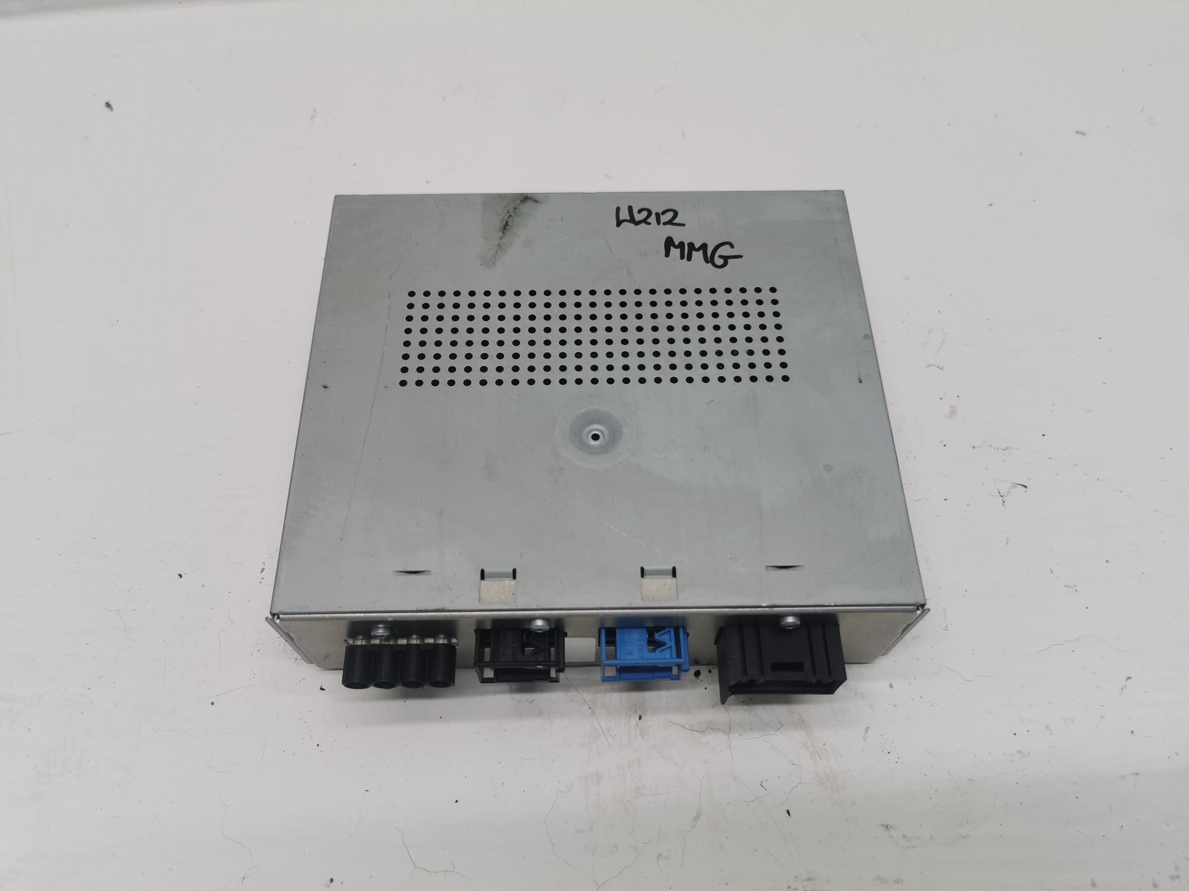 module amplifier MERCEDES E-KLASA W212 A2219008502