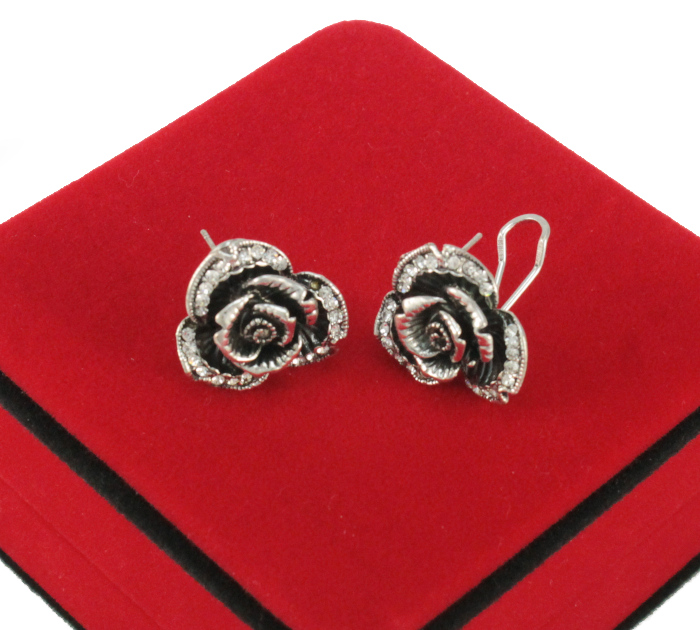 

Kolczyki Srebrne Róże Retro Cyrkonie