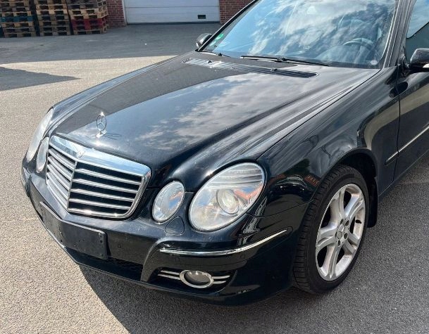 EUROPA Mercedes w211 LIFT MASKA ZDERZAK LAMPY 197 c197 KOMPLETNY PRZÓD