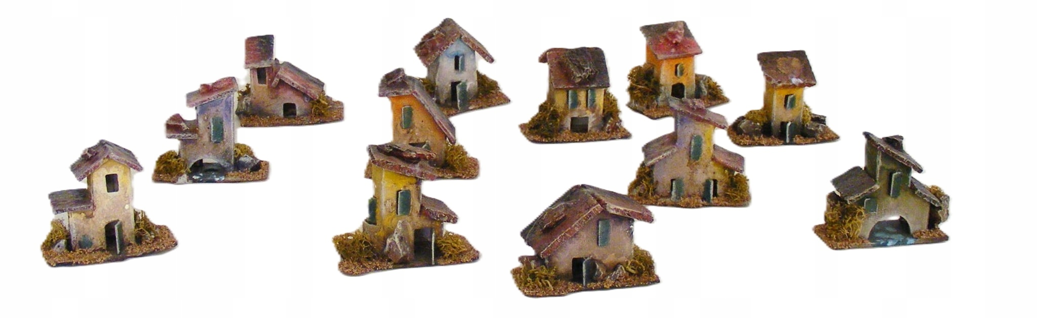 12 malých domčekov do betlehema 4 cm vysoké