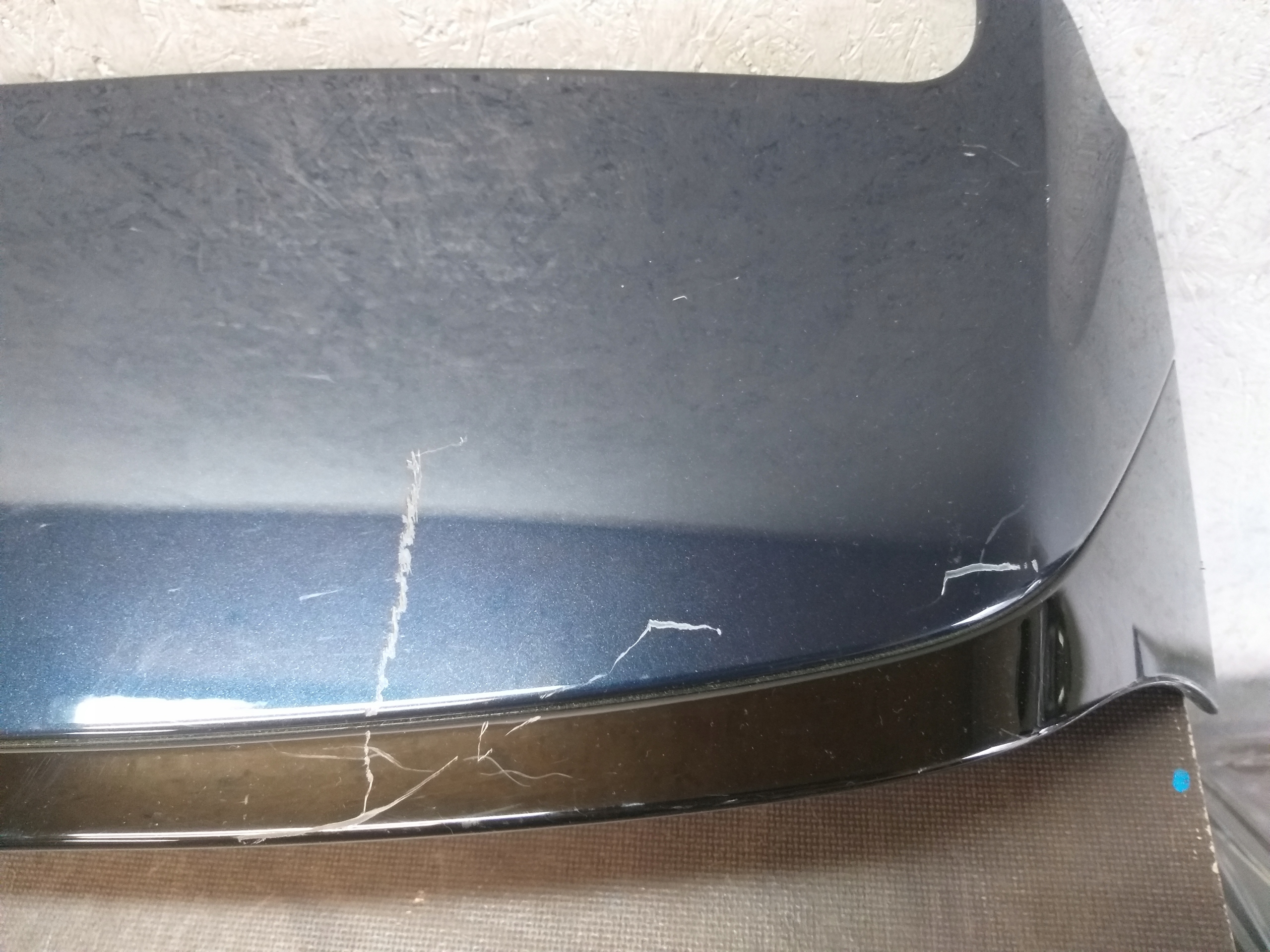 boot door SPOILER VW TOUAREG III 3 760