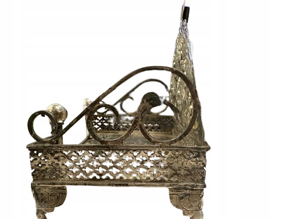 Srebrne rękodzieło z ikonografią buddyjską |549,7G| Długość całkowita 17.5 cm