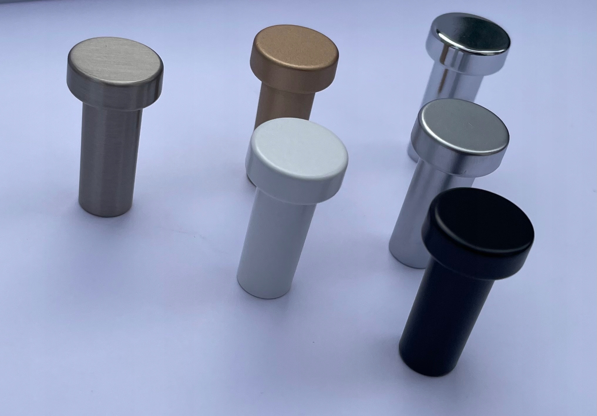 Wieszak meblowy ścienny KOŁEK pojedynczy czarny H30 Wysokość 10 mm