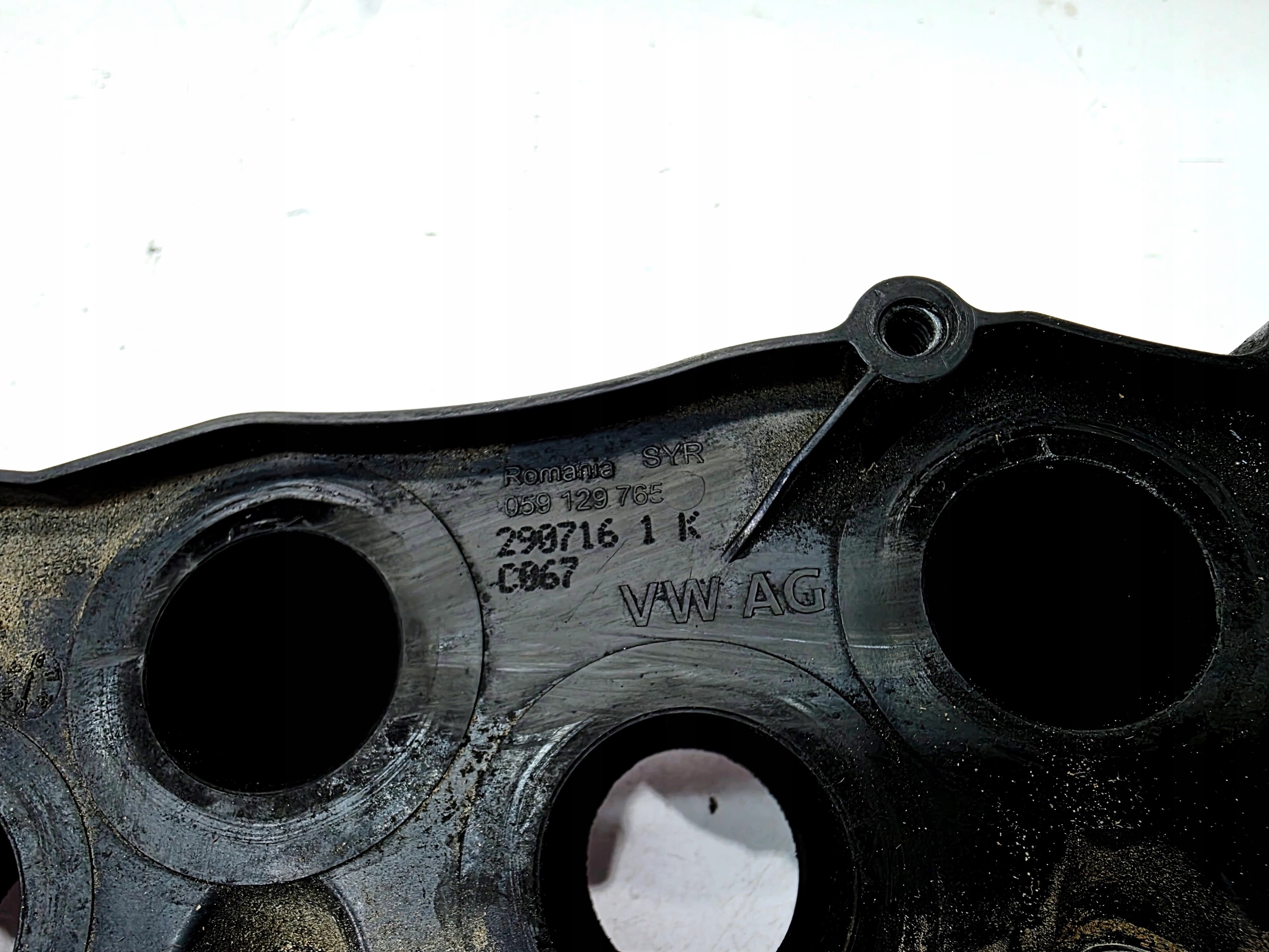 intake manifold AUDI A4 B9 A6 C7 A7 Q7 4M 3.0 TDI 059129765K