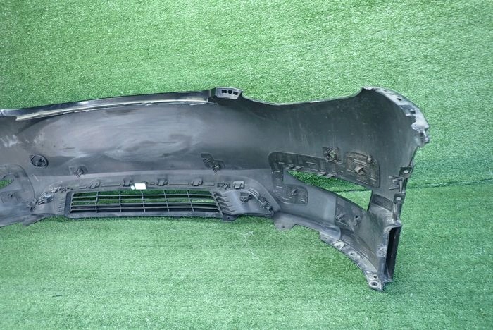 TESLA Y 20- nárazník přední předek