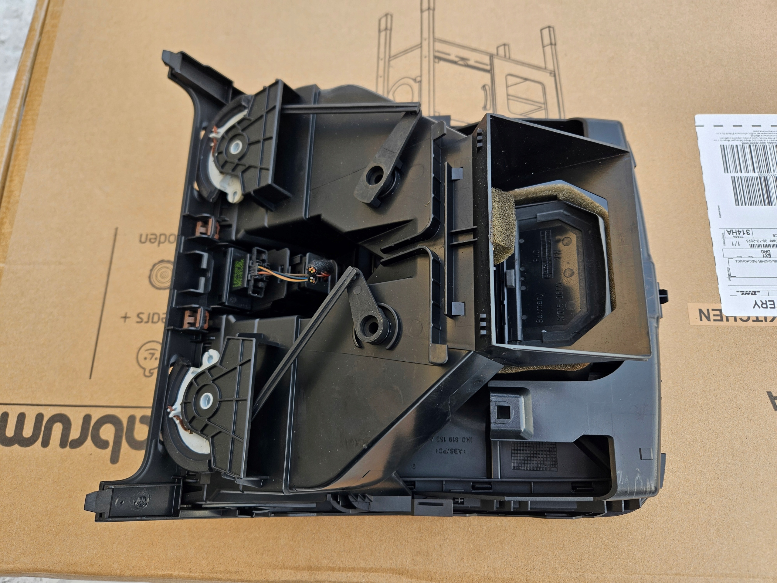 grid PANEL console VW GOLF 5 V 2004- 1k0819153A 1K0819743B
