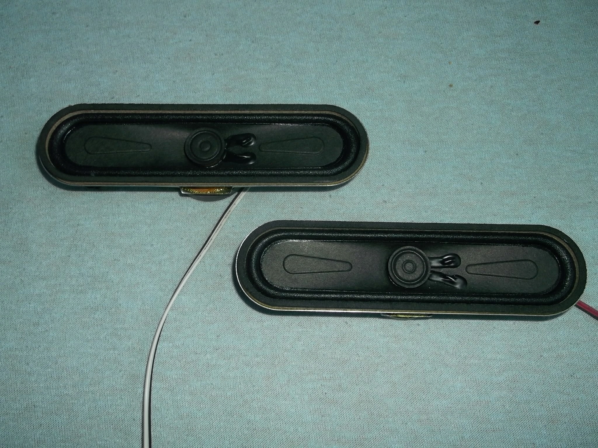 głośniki - 8W/8Oh - para