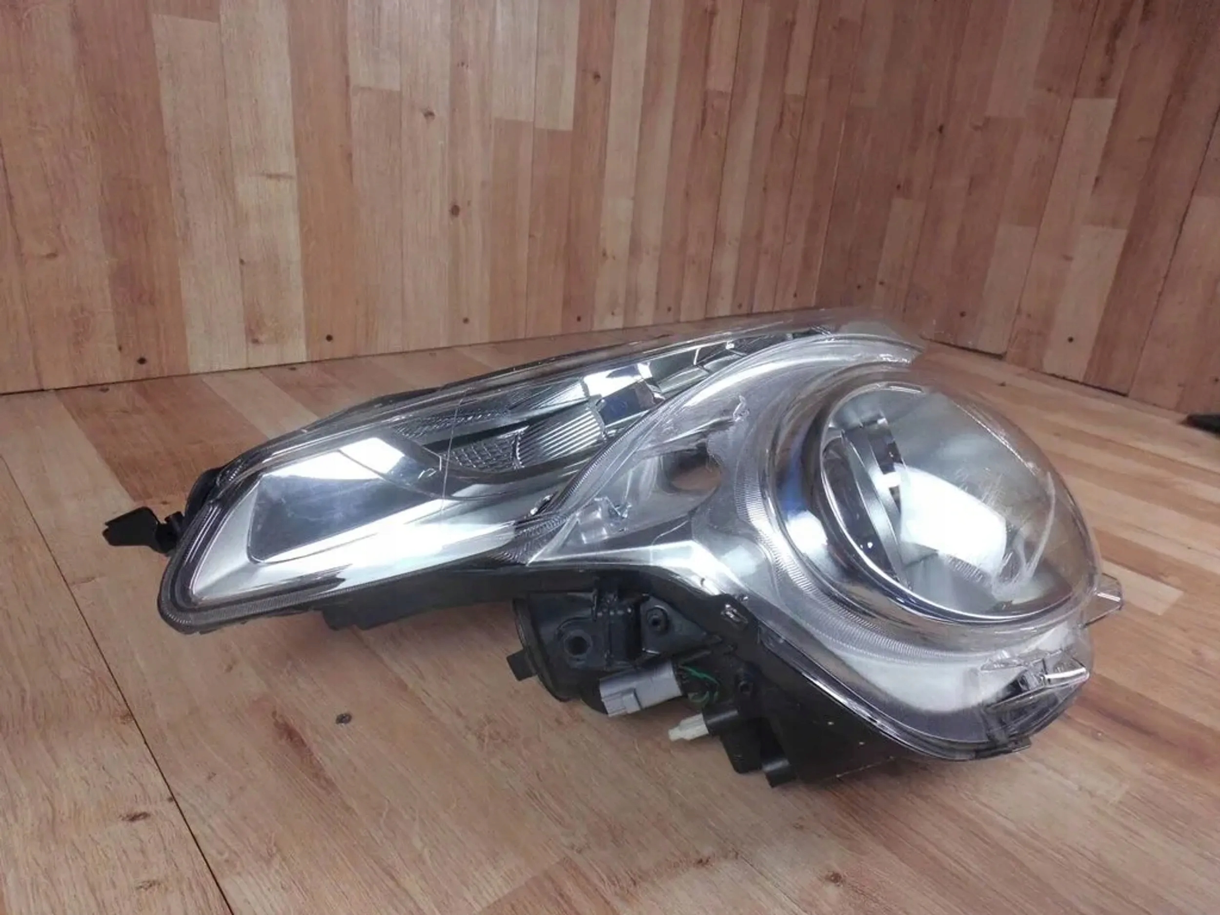 Citroen C1 II 2014+ light right front front right 811100H170
