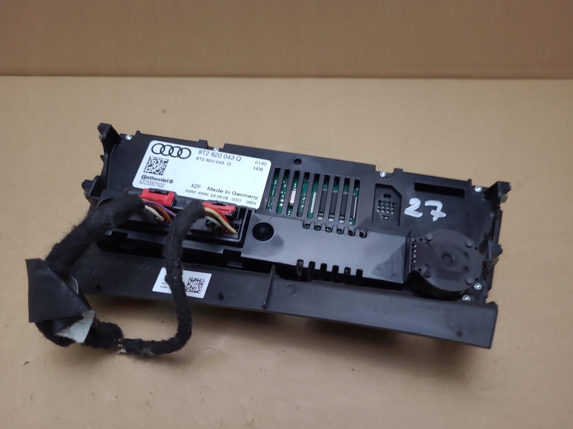 control air conditioning control panel Audi A4 B8 2009 8T2820043Q